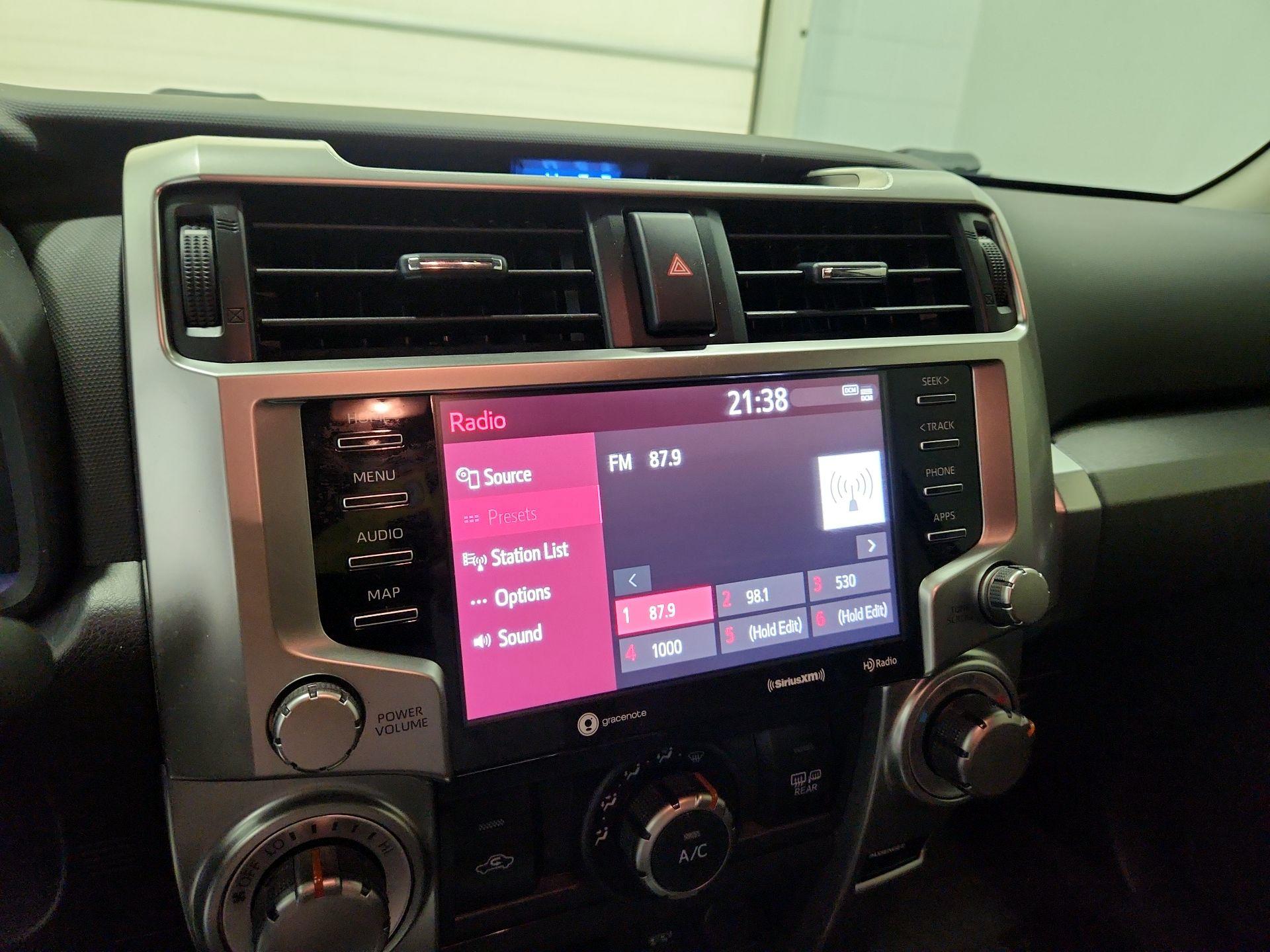 Thumbnail: 2021 Toyota 4Runner - 15