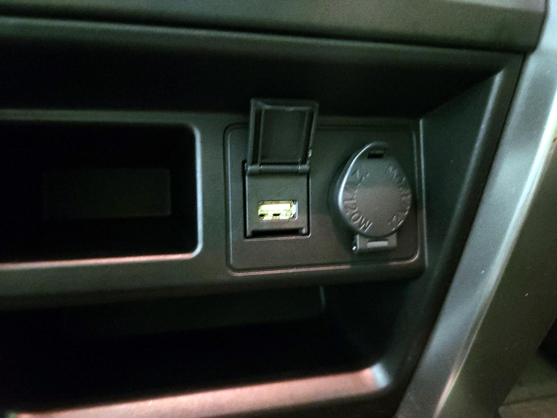 Thumbnail: 2021 Toyota 4Runner - 18