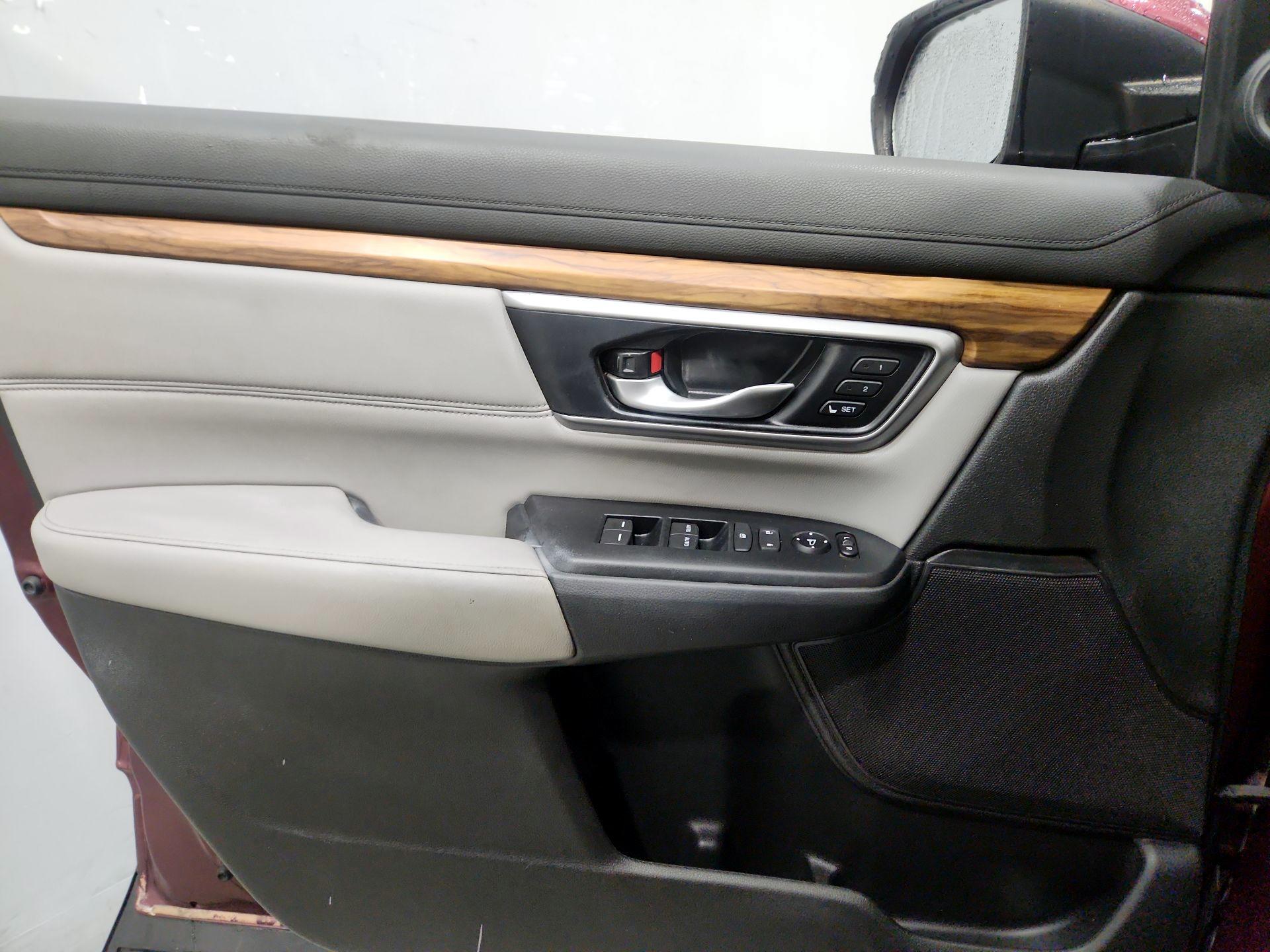 Thumbnail: 2018 Honda CR-V - 12