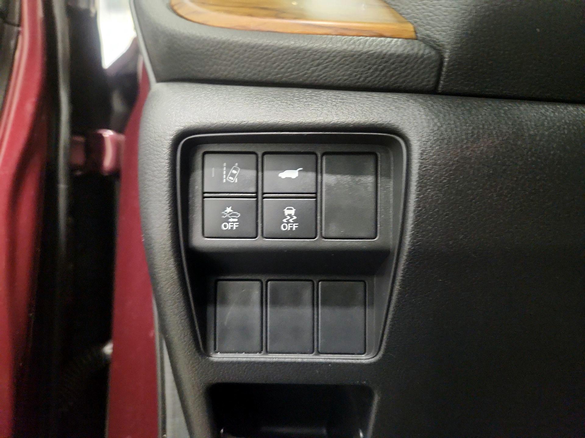 Thumbnail: 2018 Honda CR-V - 13