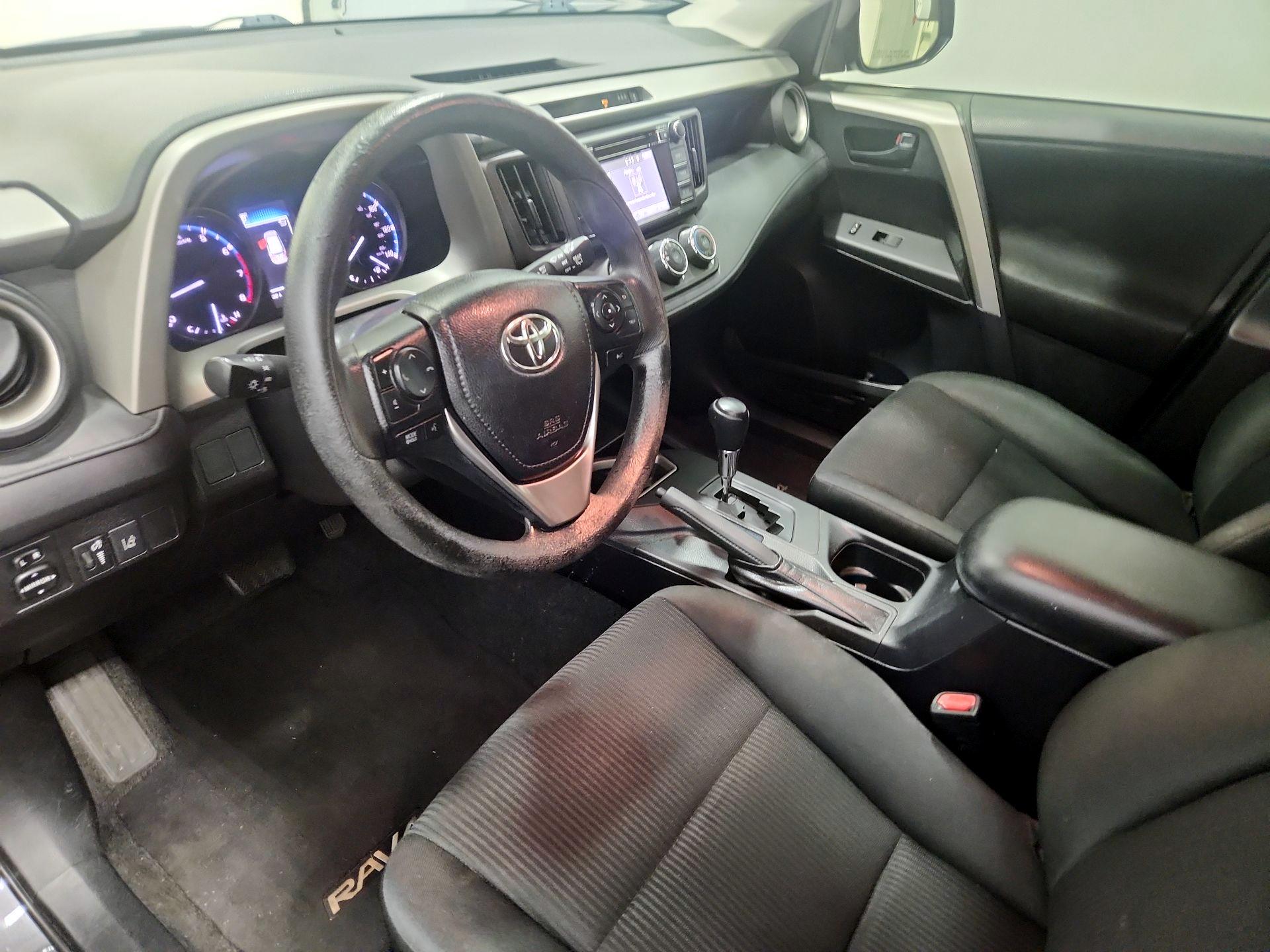 Thumbnail: 2017 Toyota RAV4 - 11