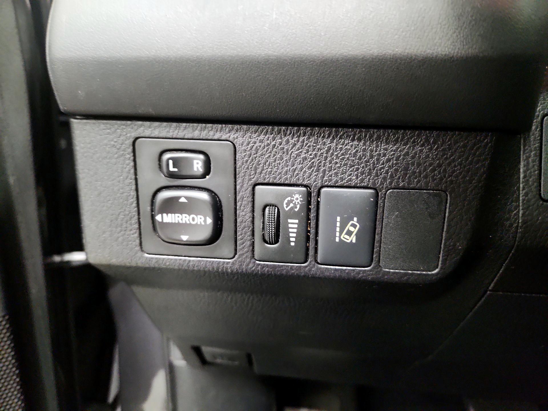 Thumbnail: 2017 Toyota RAV4 - 13