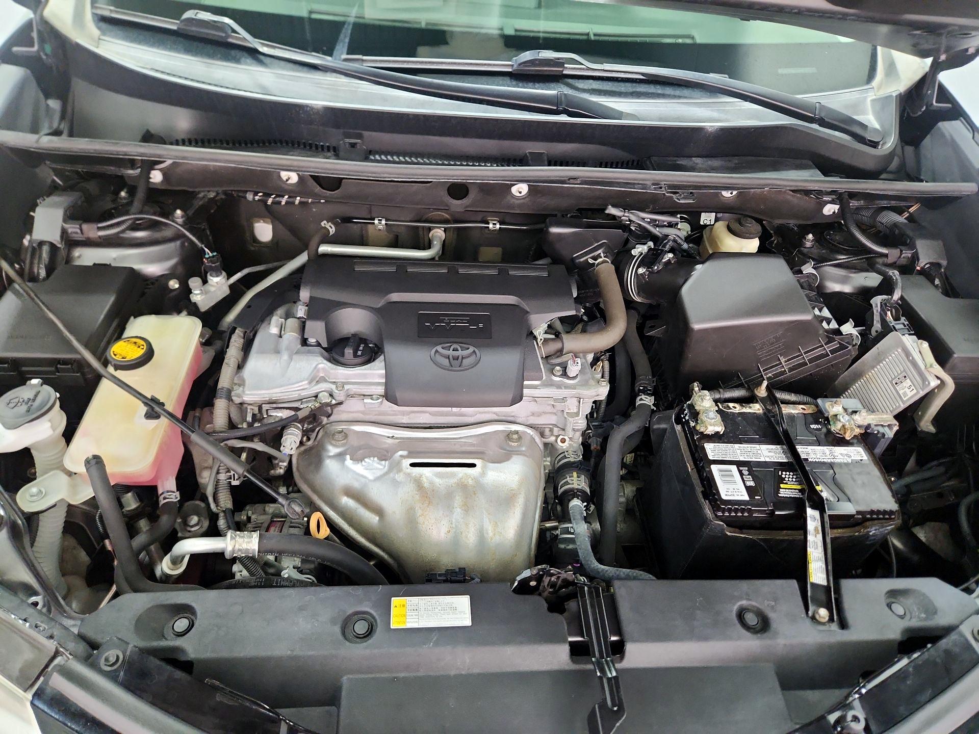 Thumbnail: 2017 Toyota RAV4 - 20