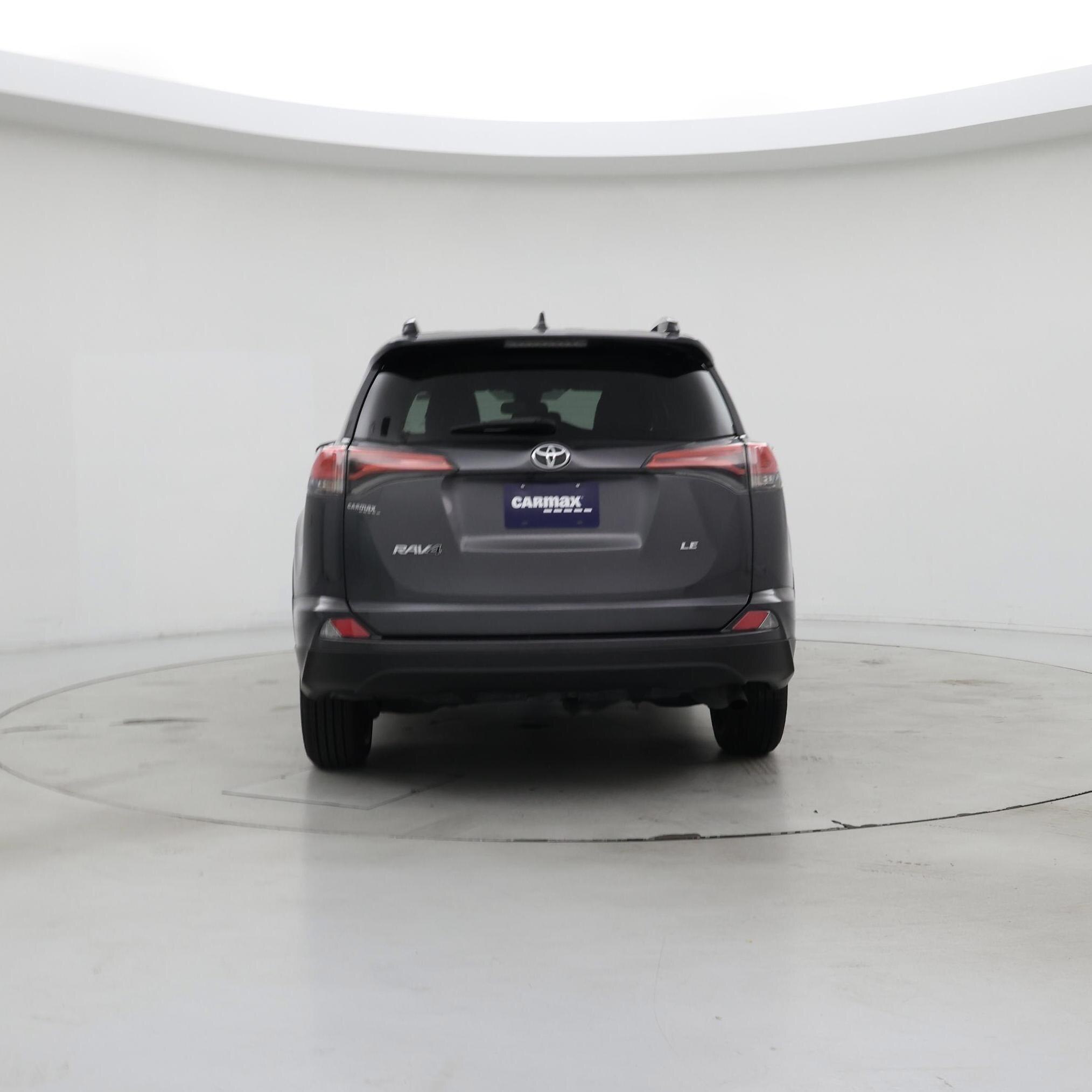 Thumbnail: 2017 Toyota RAV4 - 6