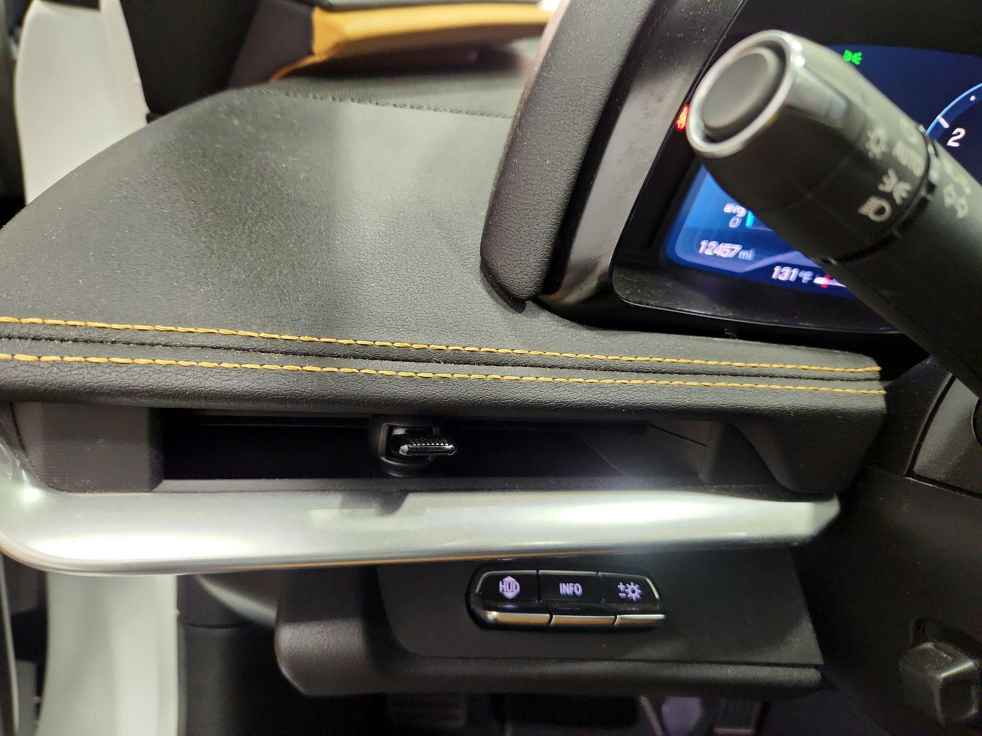 Thumbnail: 2021 Chevrolet Corvette - 13