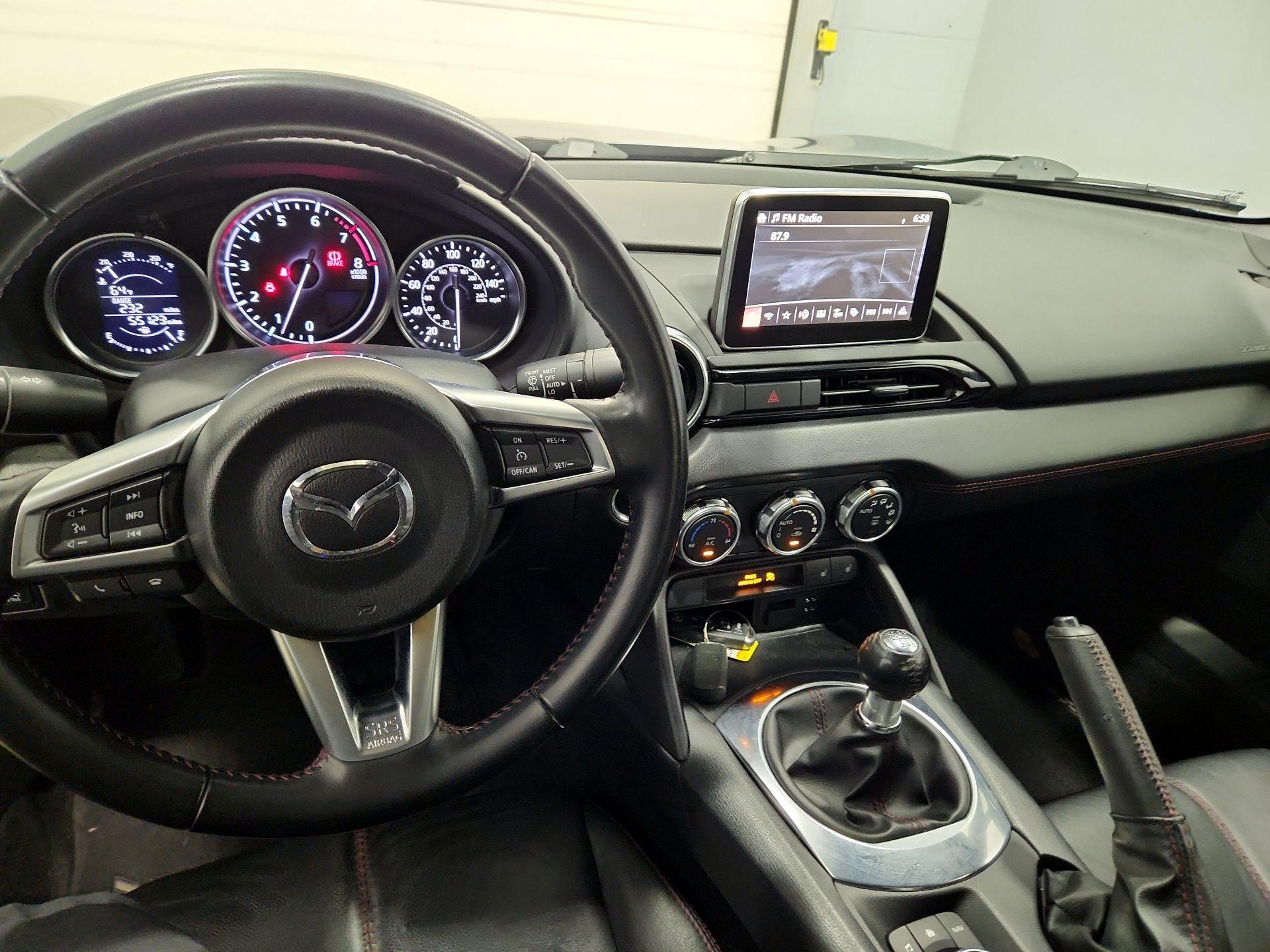 Thumbnail: 2016 Mazda MX-5 Miata - 9