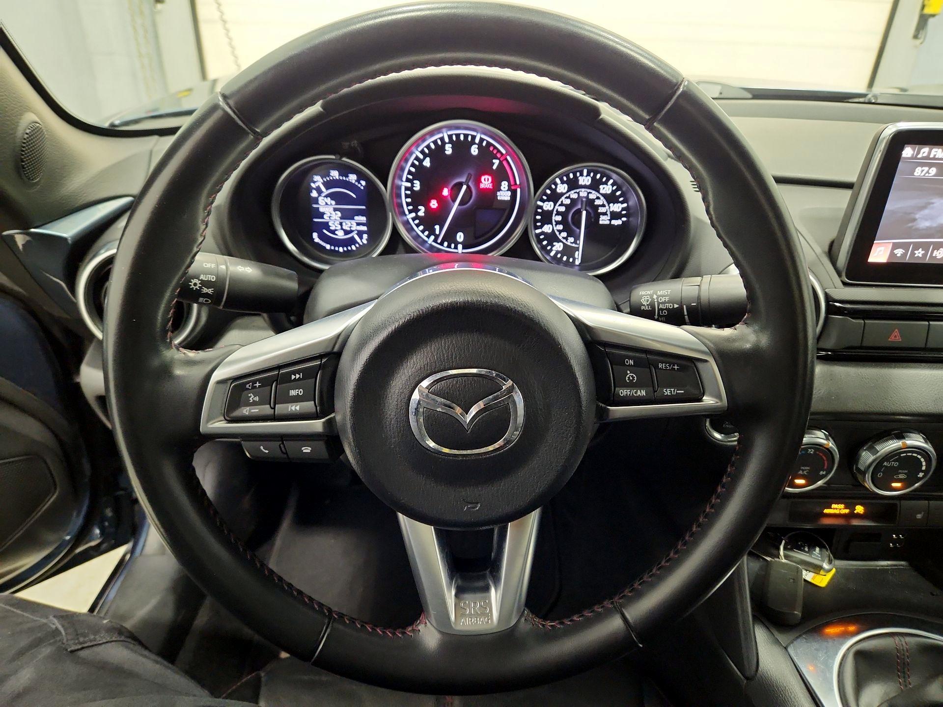 Thumbnail: 2016 Mazda MX-5 Miata - 10