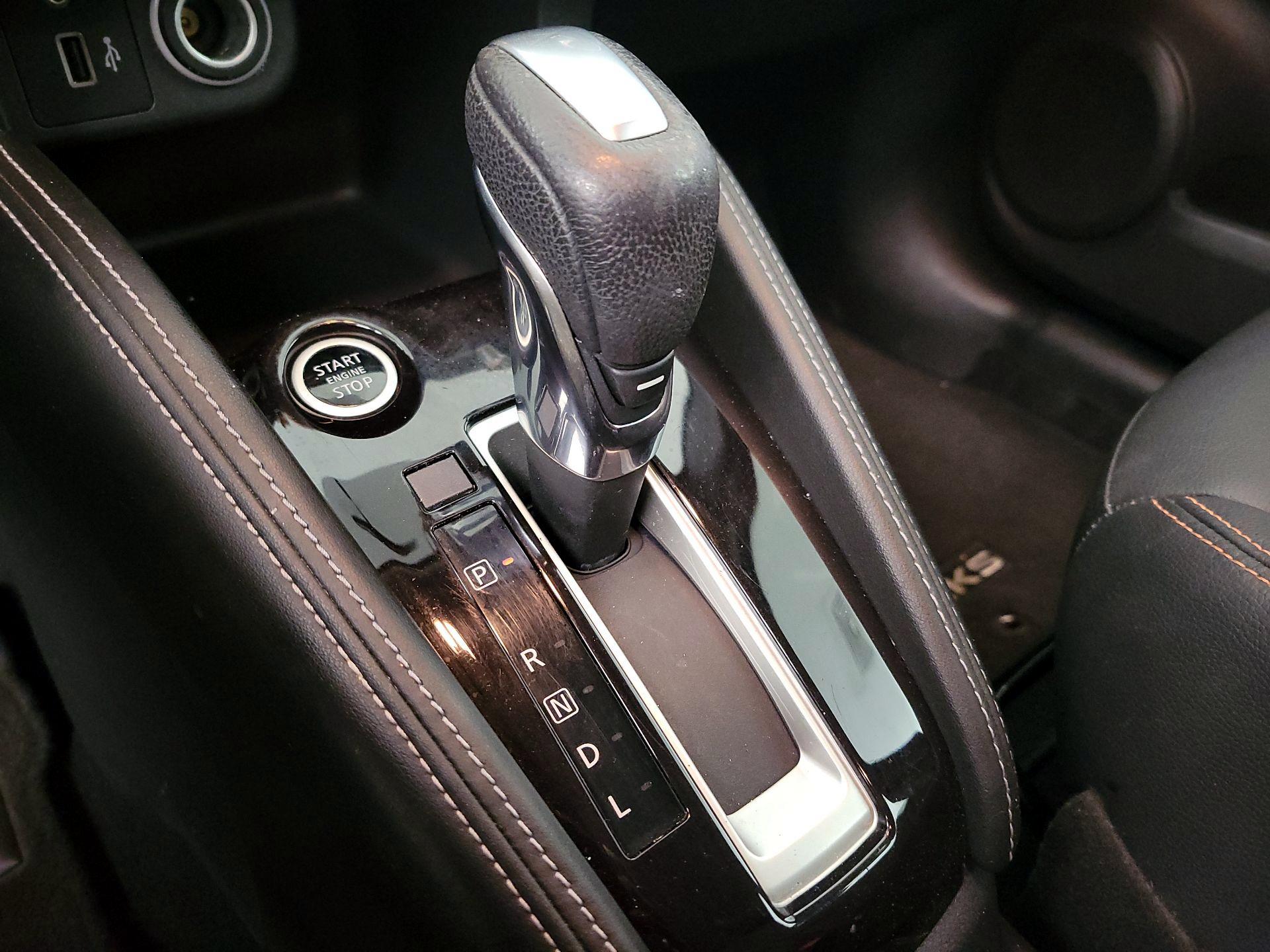 Thumbnail: 2019 Nissan Kicks - 17