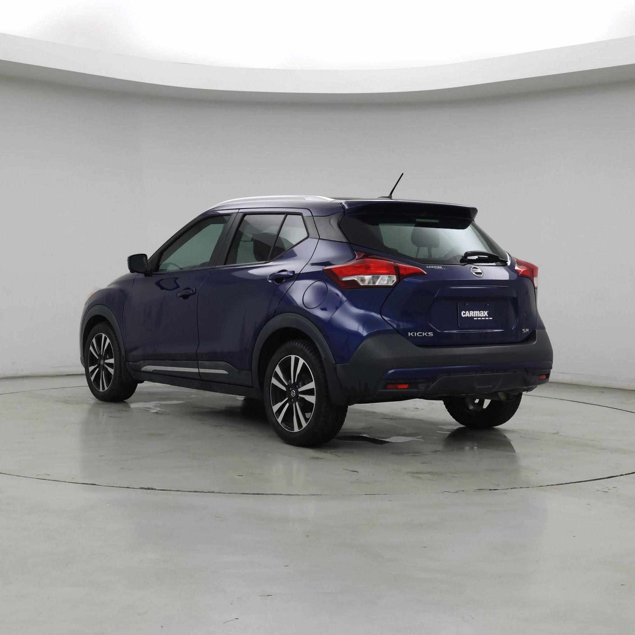 Thumbnail: 2019 Nissan Kicks - 2