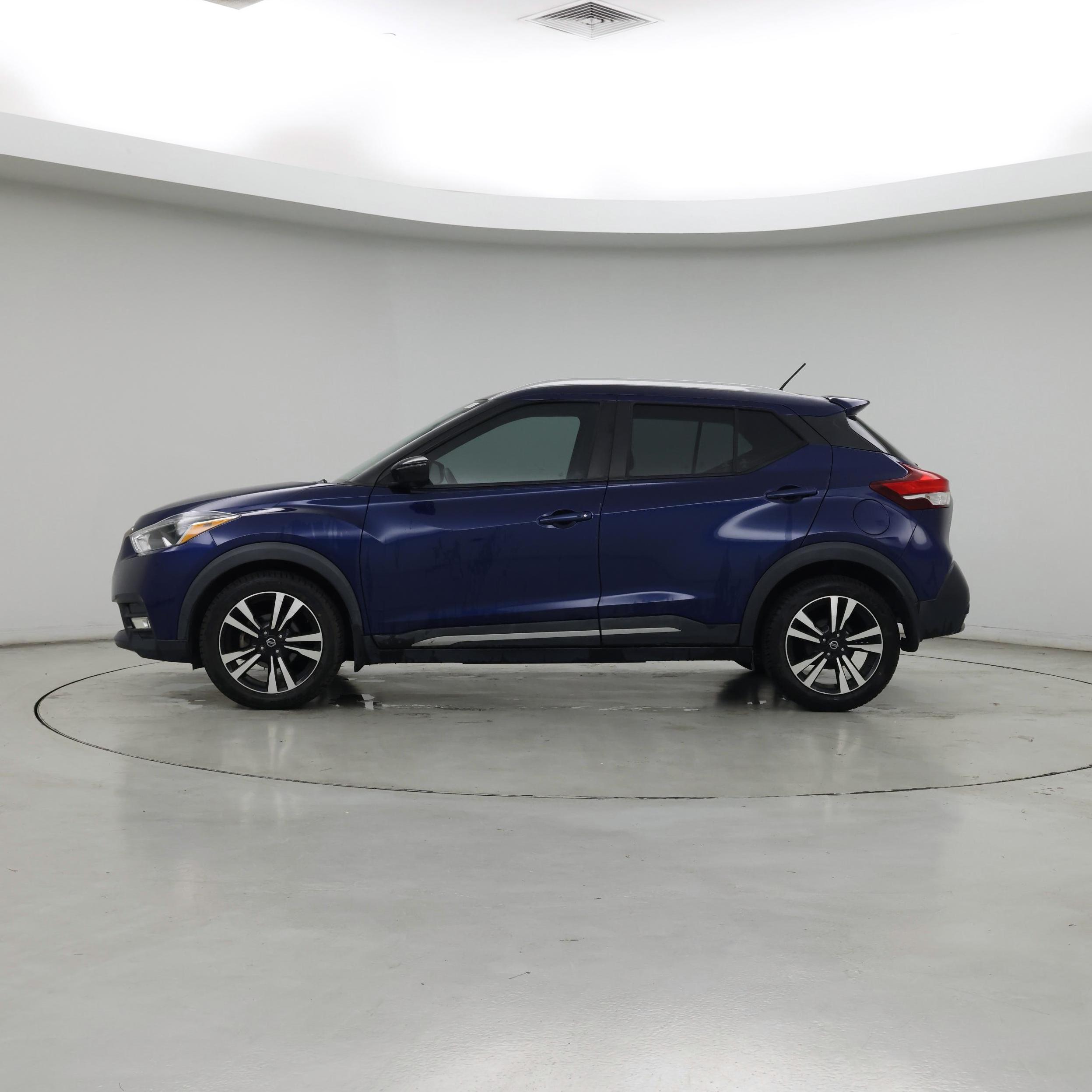 Thumbnail: 2019 Nissan Kicks - 3