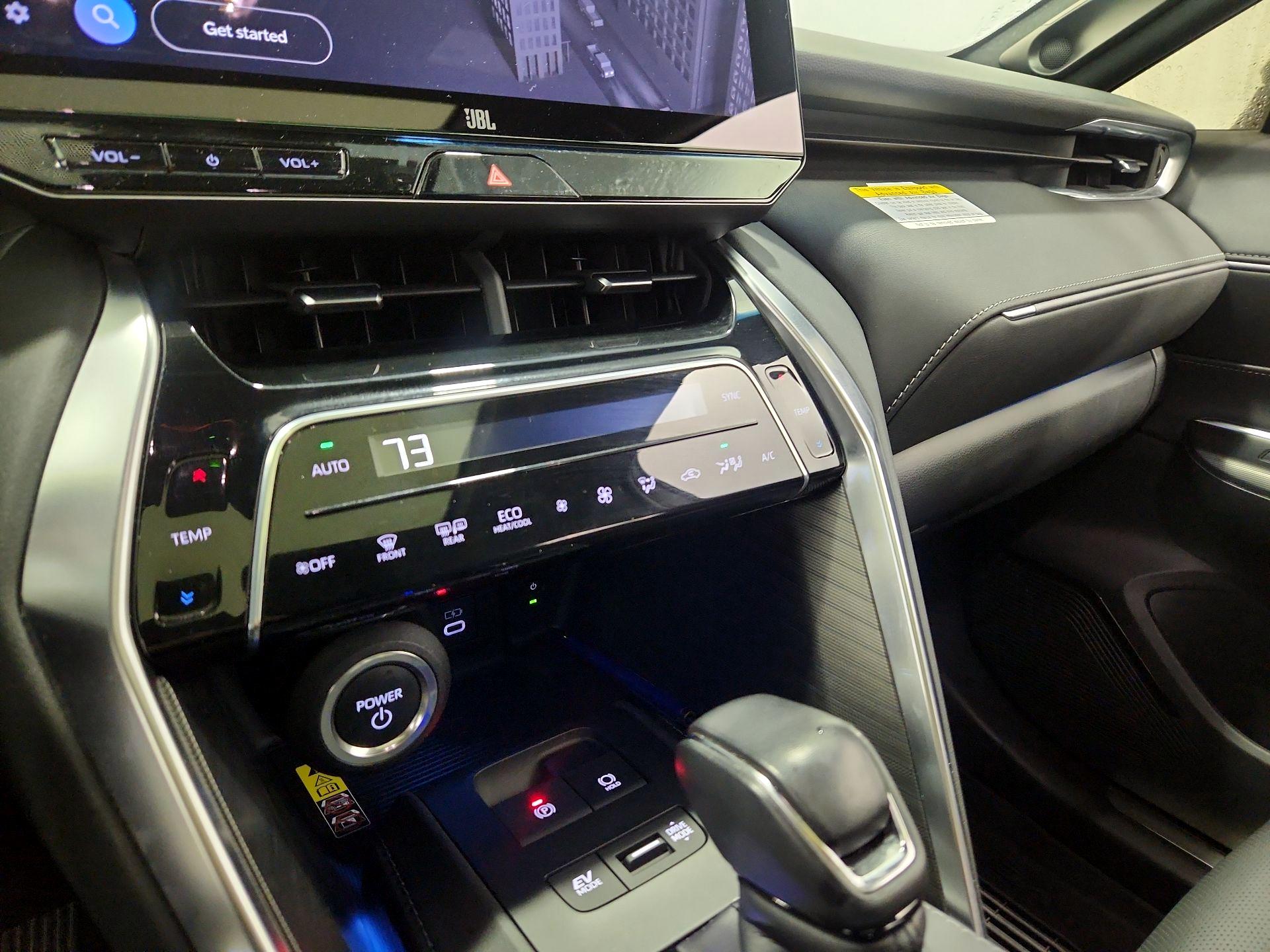 Thumbnail: 2024 Toyota Venza - 17