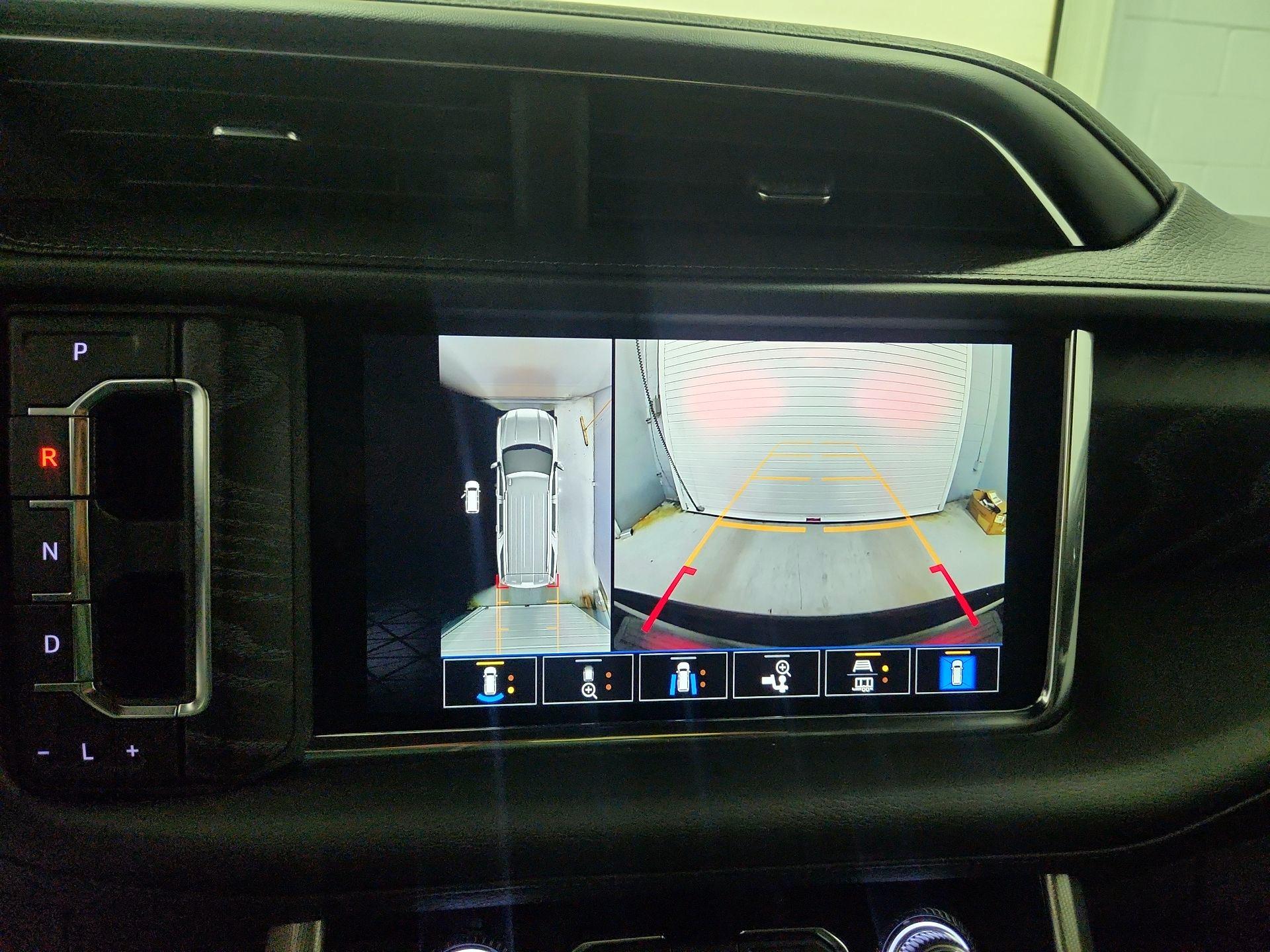 Thumbnail: 2023 GMC Yukon XL - 14