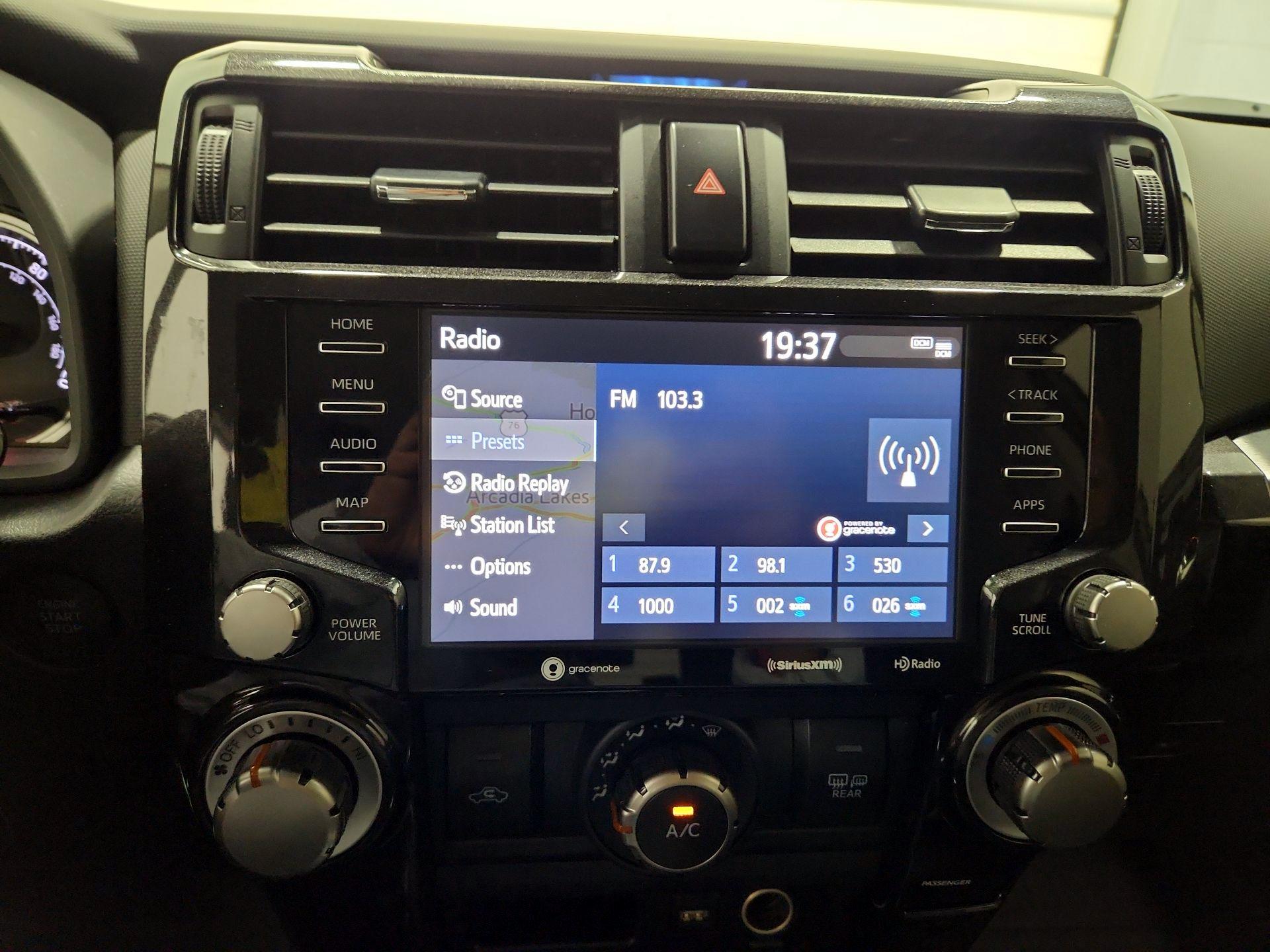 Thumbnail: 2023 Toyota 4Runner - 15