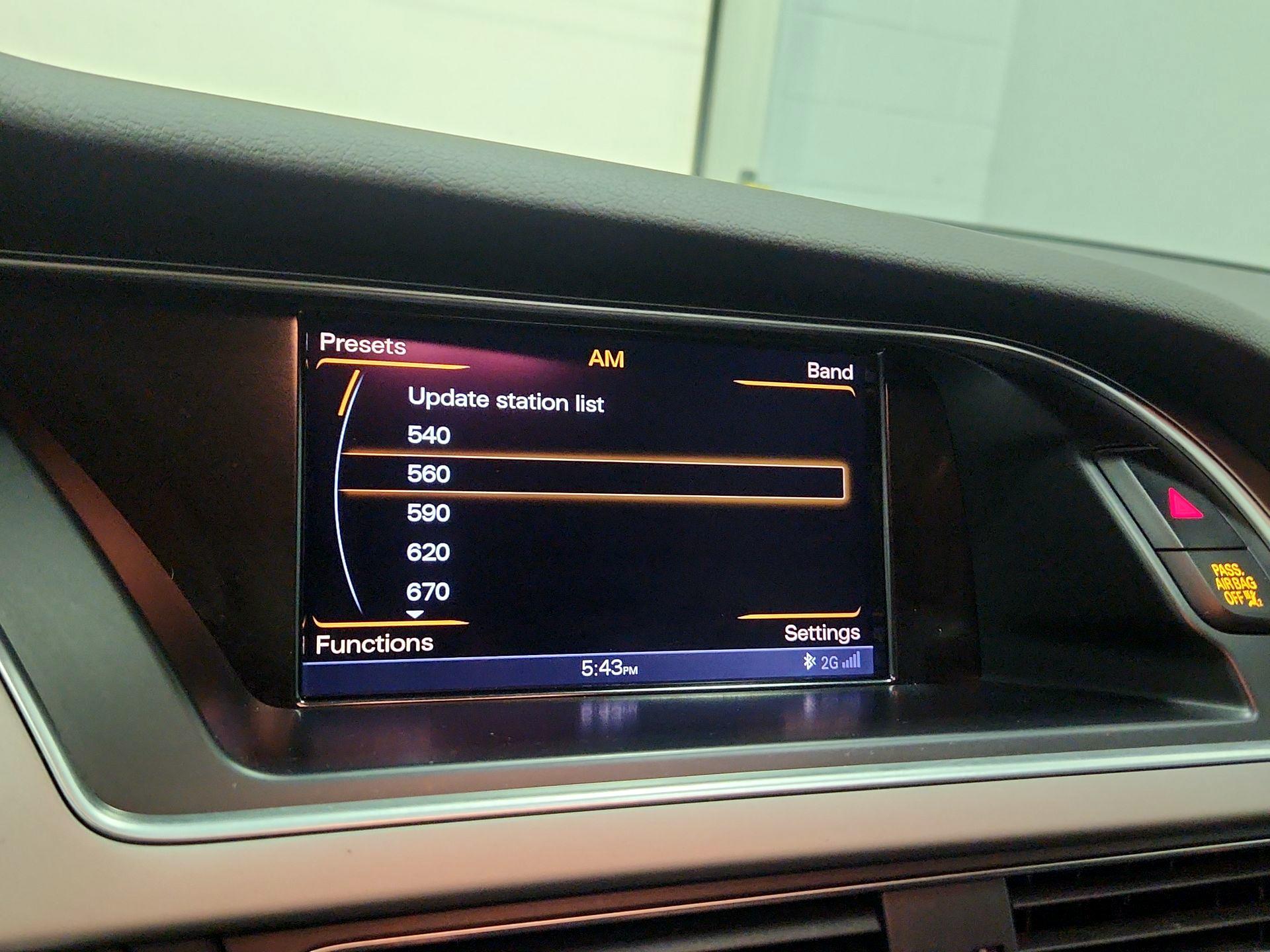 Thumbnail: 2015 Audi Allroad - 16