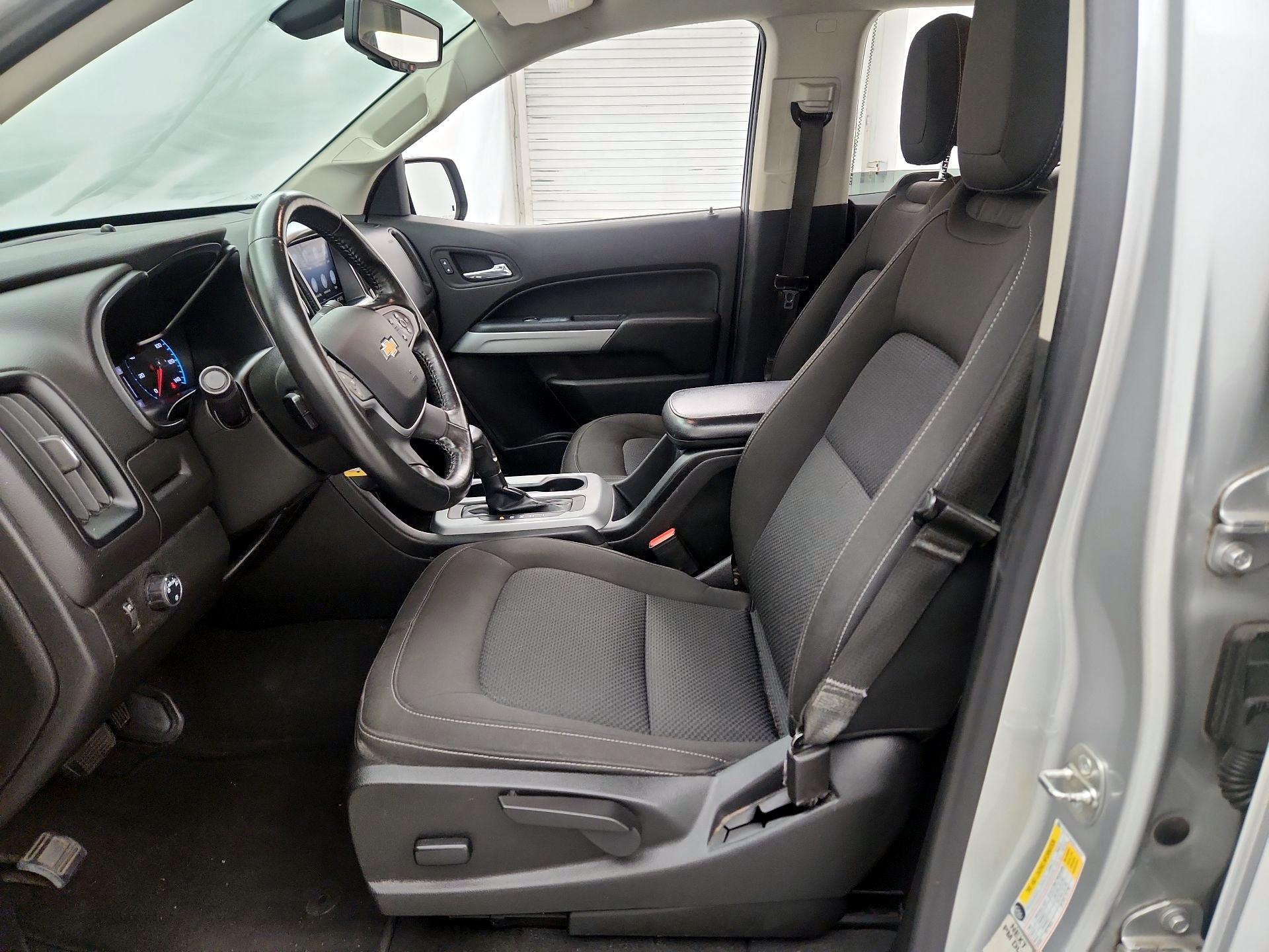 Thumbnail: 2019 Chevrolet Colorado - 11