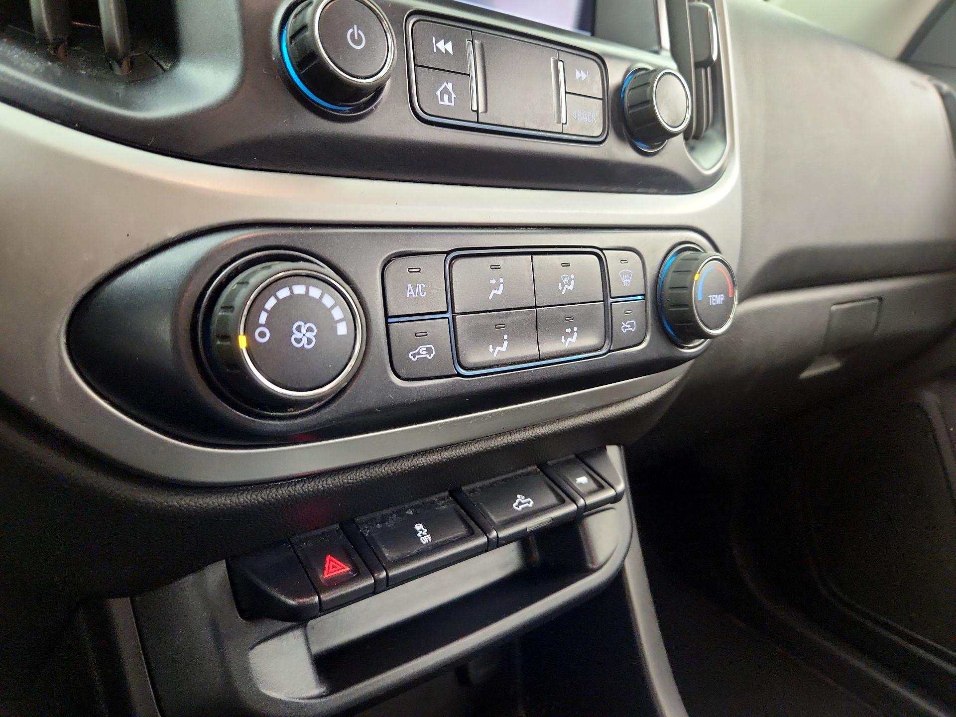 Thumbnail: 2019 Chevrolet Colorado - 16