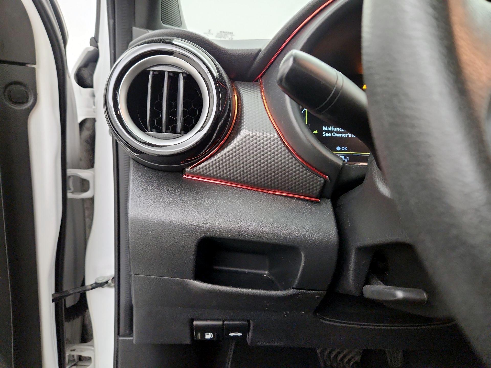 Thumbnail: 2020 Nissan Kicks - 13