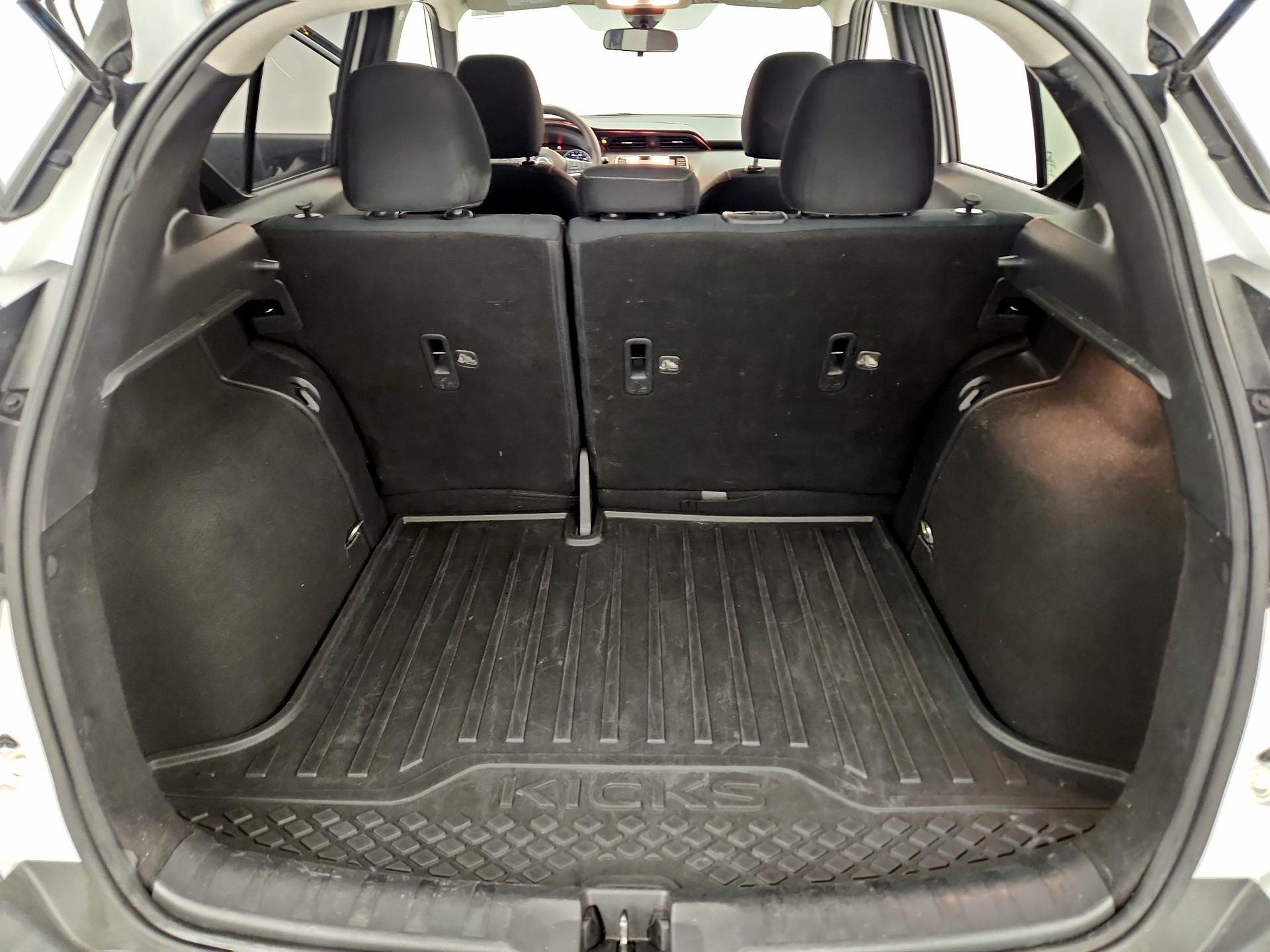 Thumbnail: 2020 Nissan Kicks - 20