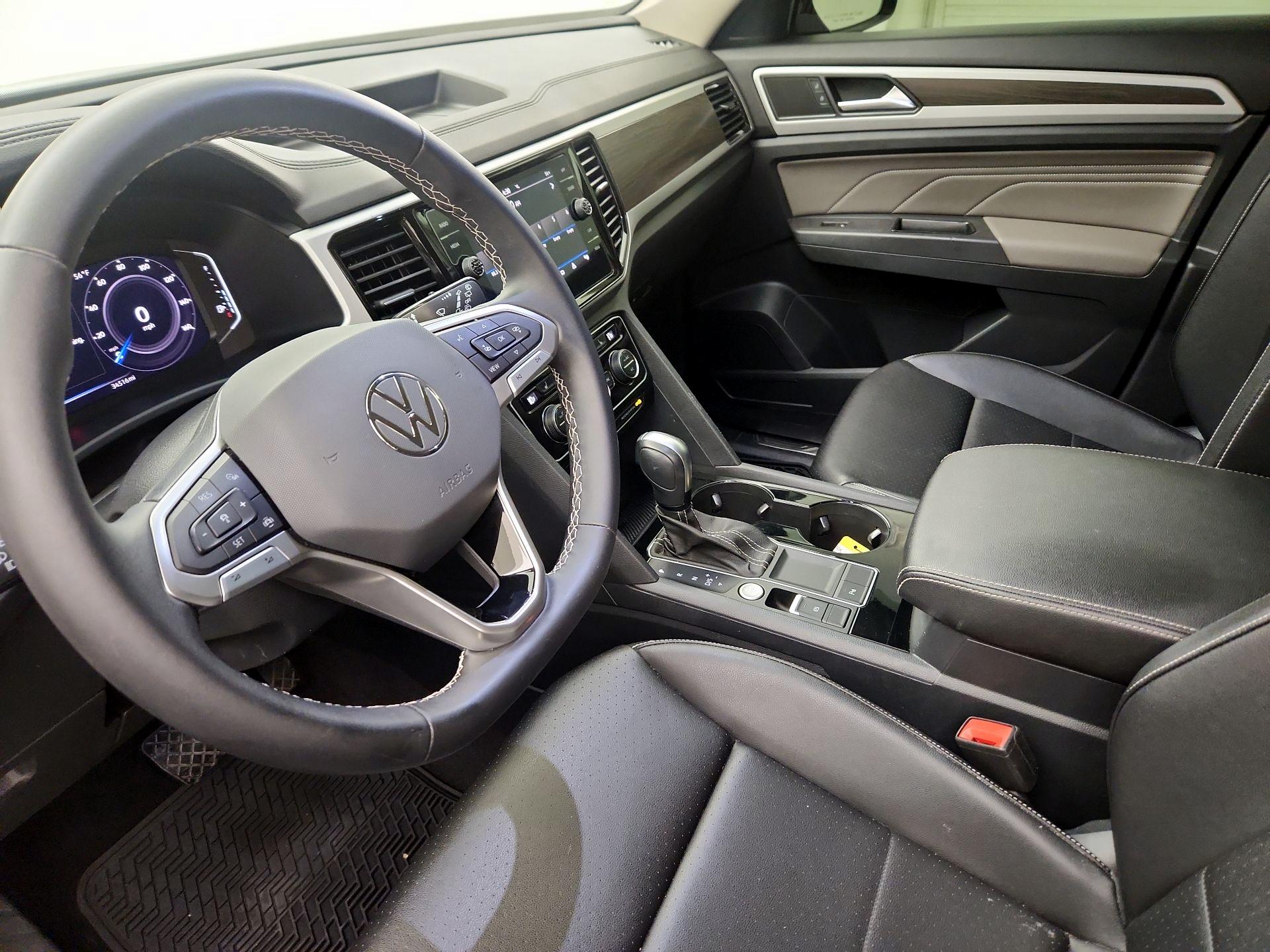 Thumbnail: 2023 Volkswagen Atlas - 11