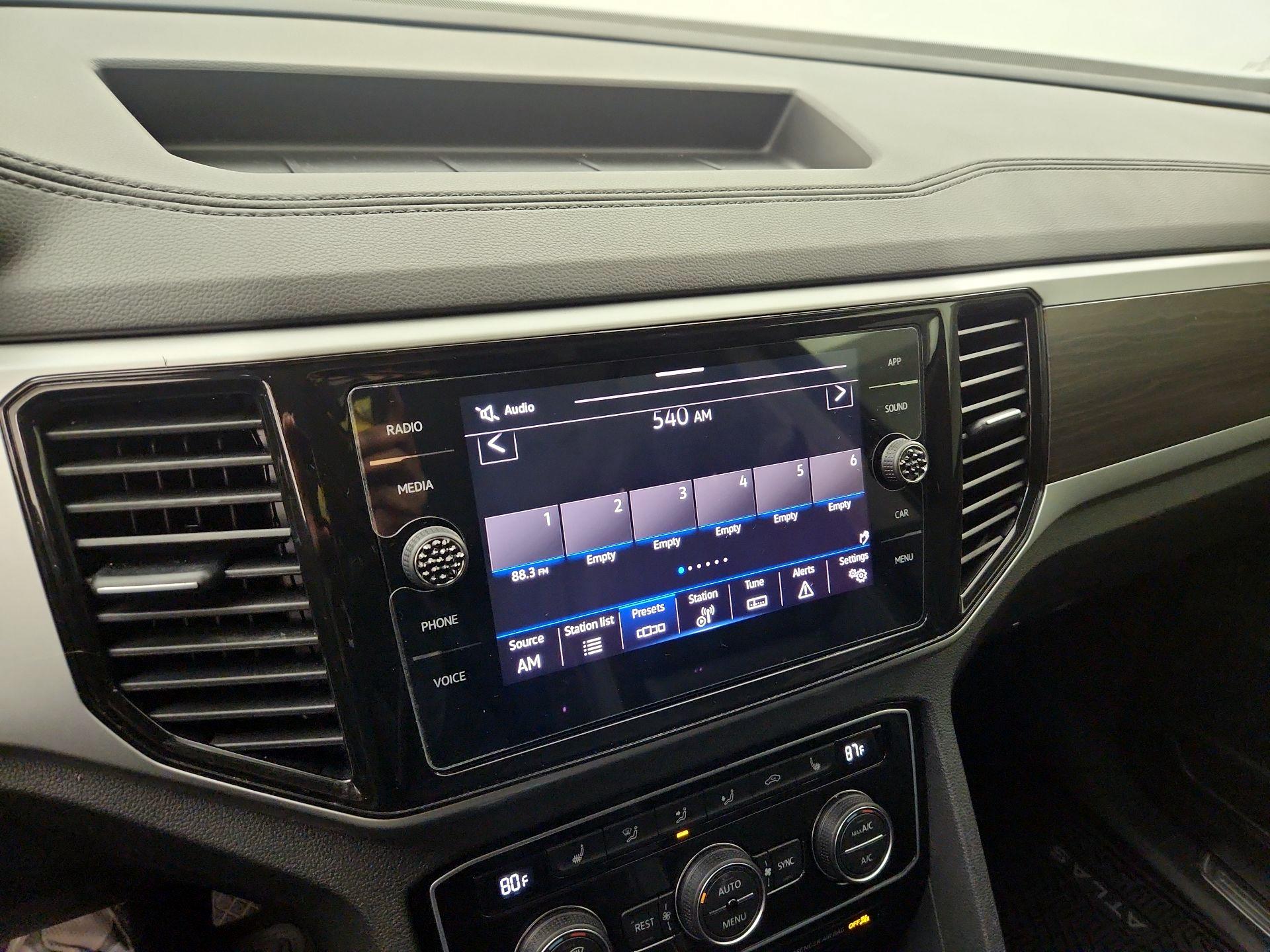 Thumbnail: 2023 Volkswagen Atlas - 15