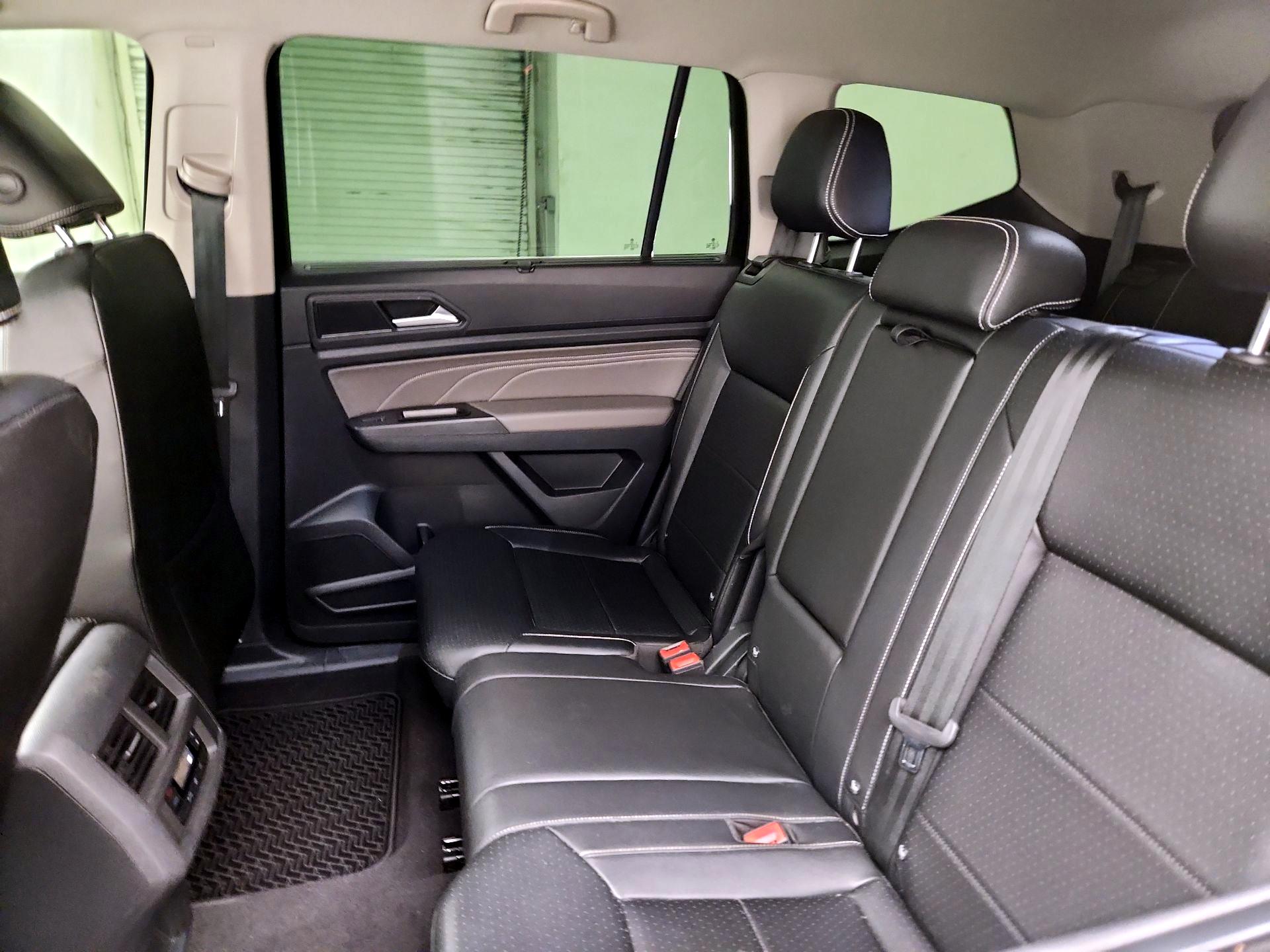 Thumbnail: 2023 Volkswagen Atlas - 18