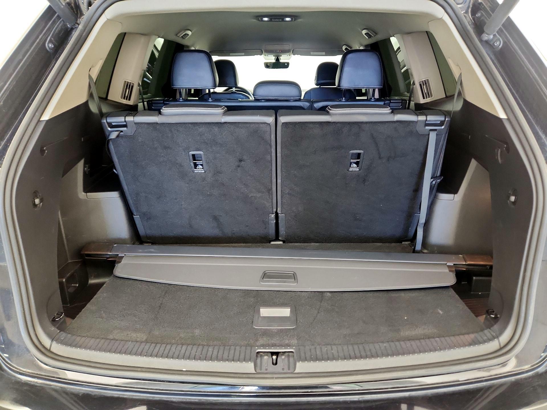 Thumbnail: 2023 Volkswagen Atlas - 19