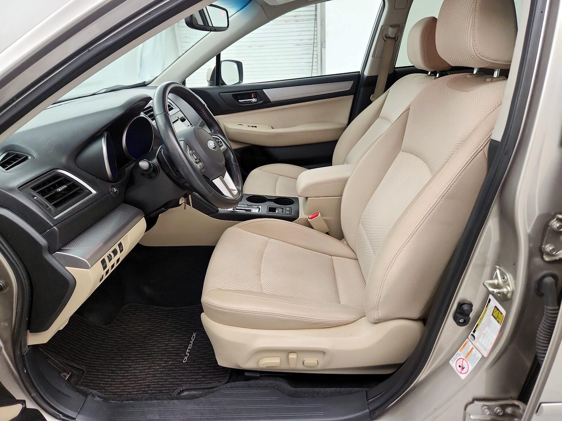 Thumbnail: 2015 Subaru Outback - 9