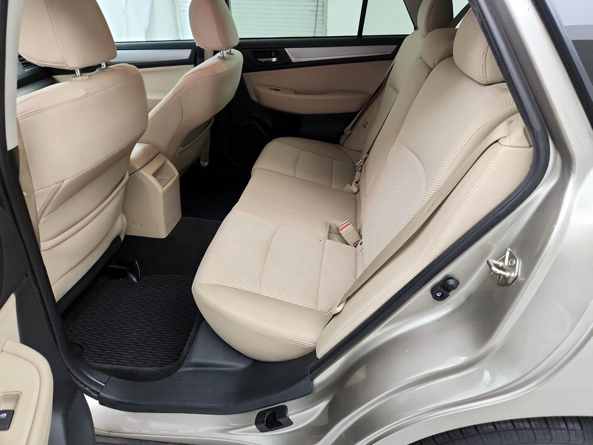 Thumbnail: 2015 Subaru Outback - 16