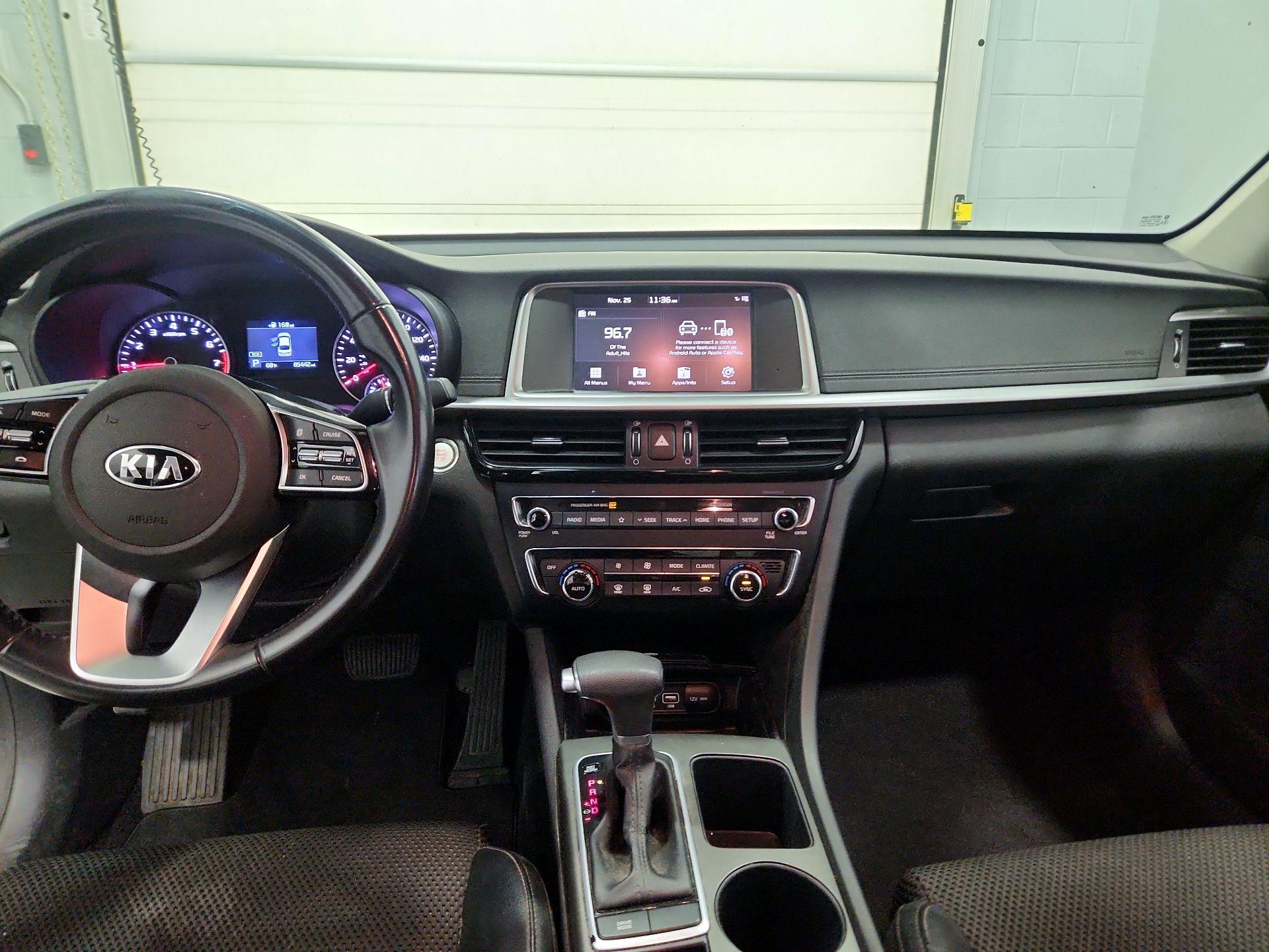 Thumbnail: 2019 Kia Optima - 9