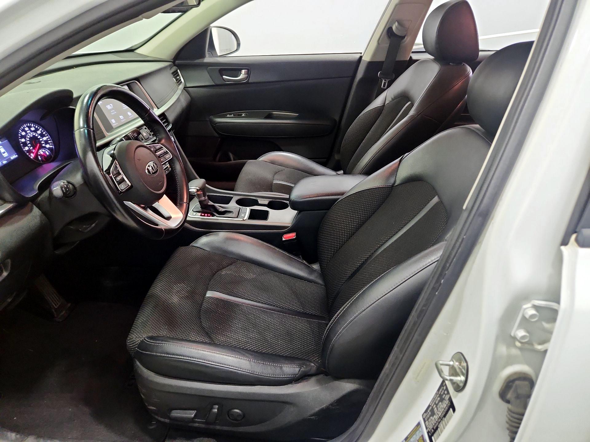 Thumbnail: 2019 Kia Optima - 11