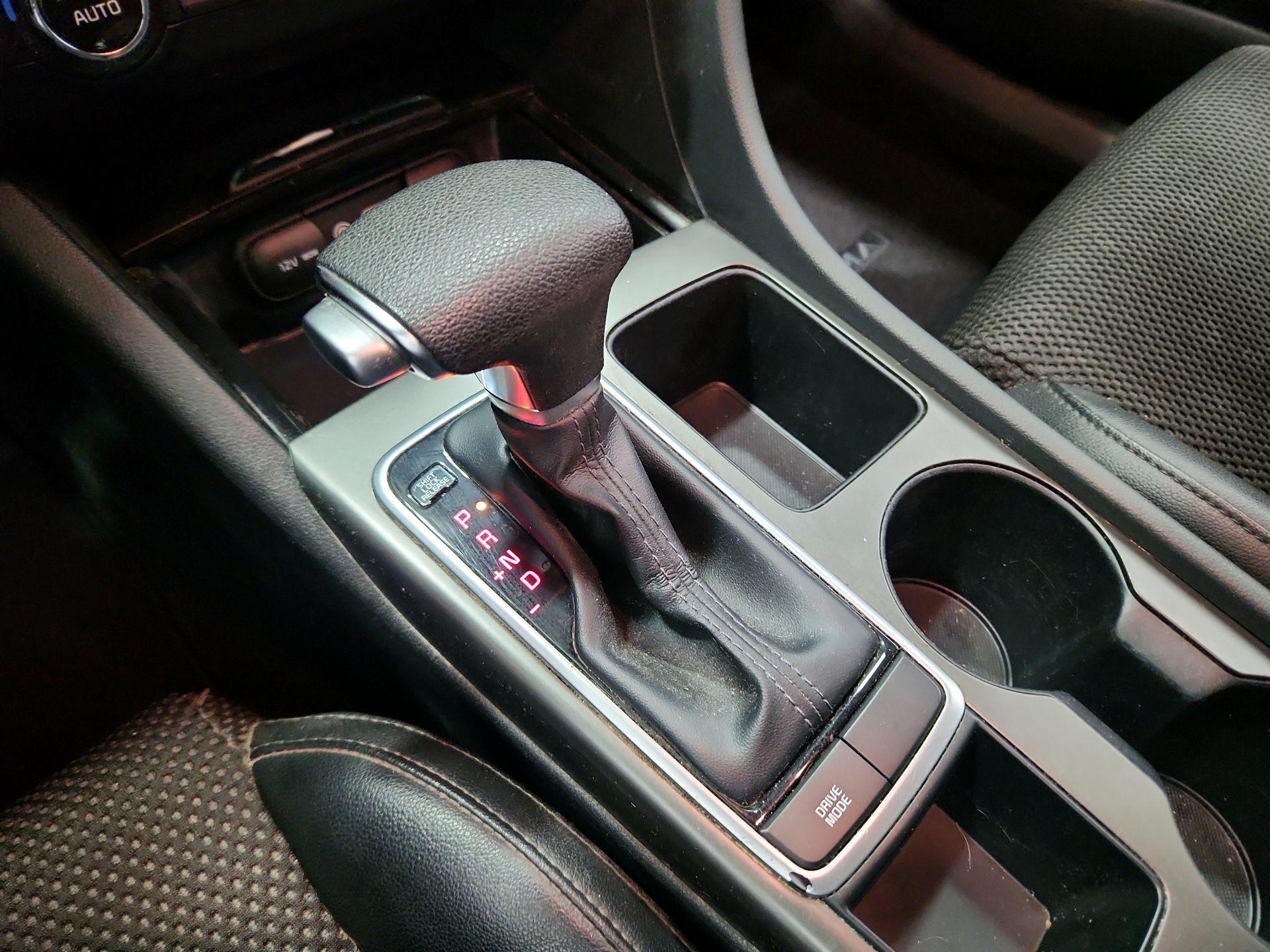 Thumbnail: 2019 Kia Optima - 17