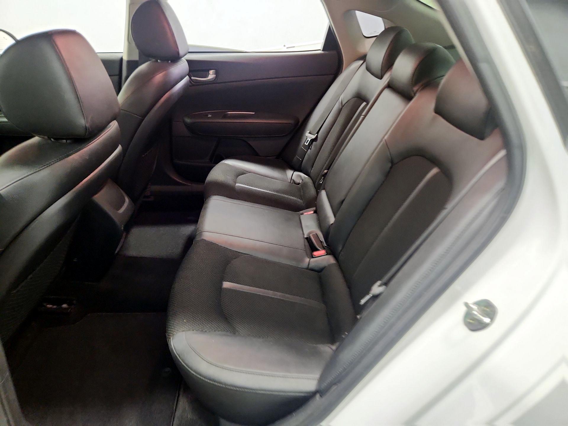 Thumbnail: 2019 Kia Optima - 19