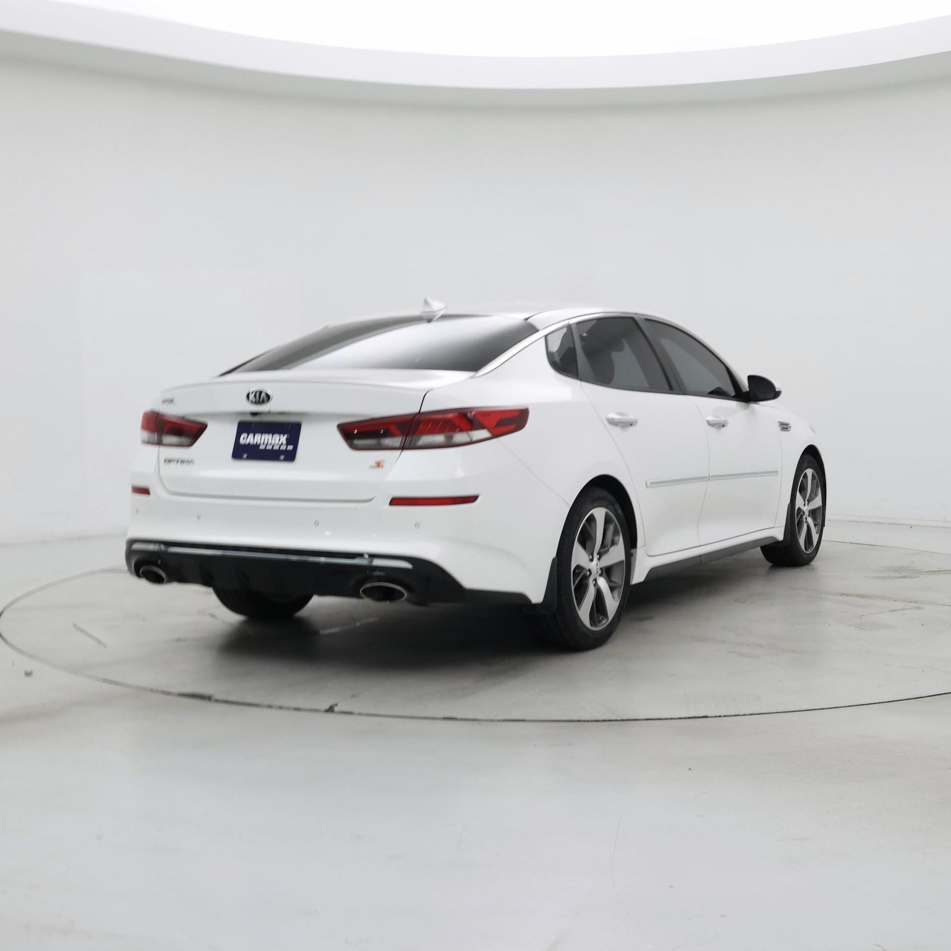 Thumbnail: 2019 Kia Optima - 8