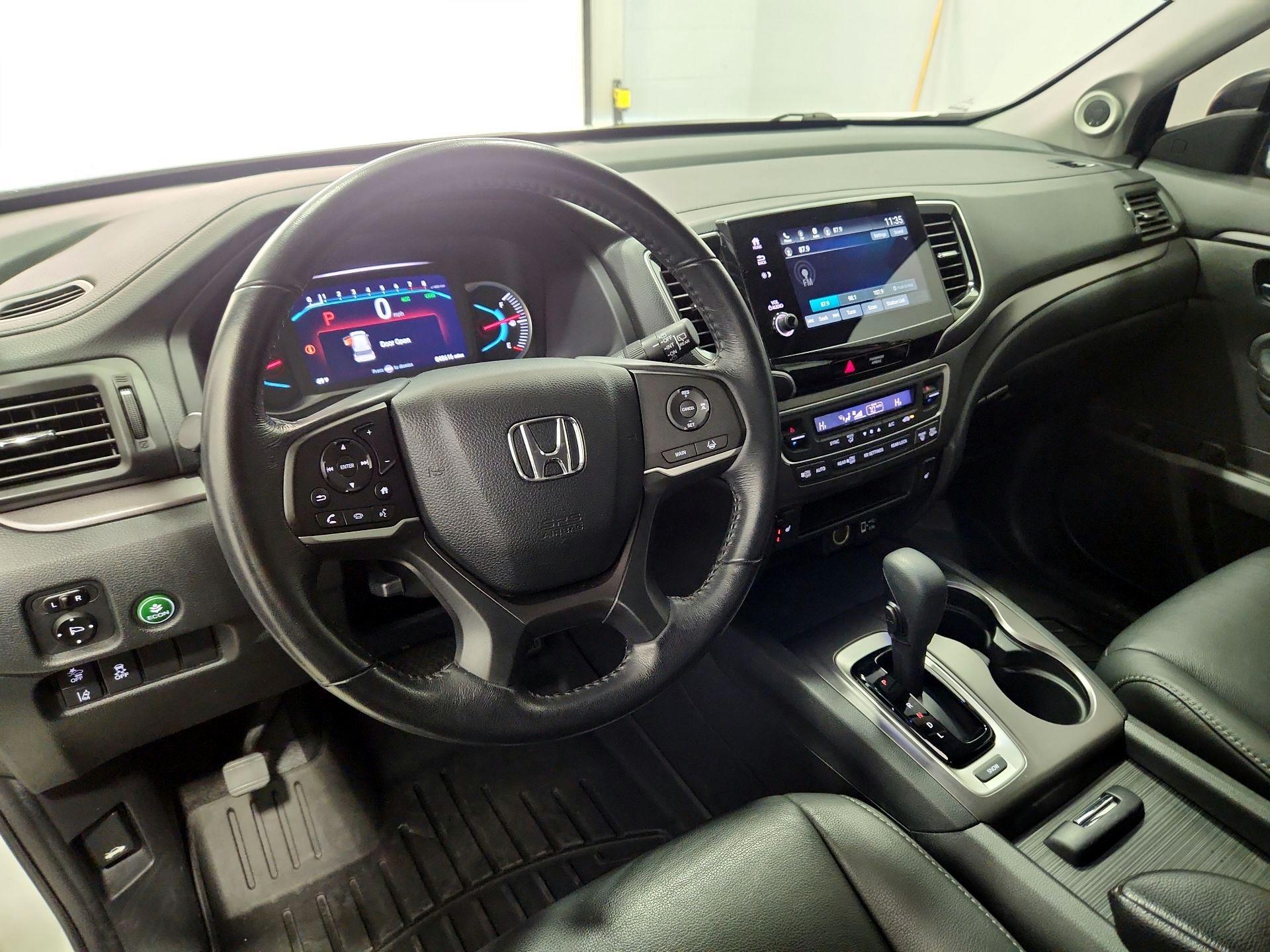 Thumbnail: 2020 Honda Pilot - 9