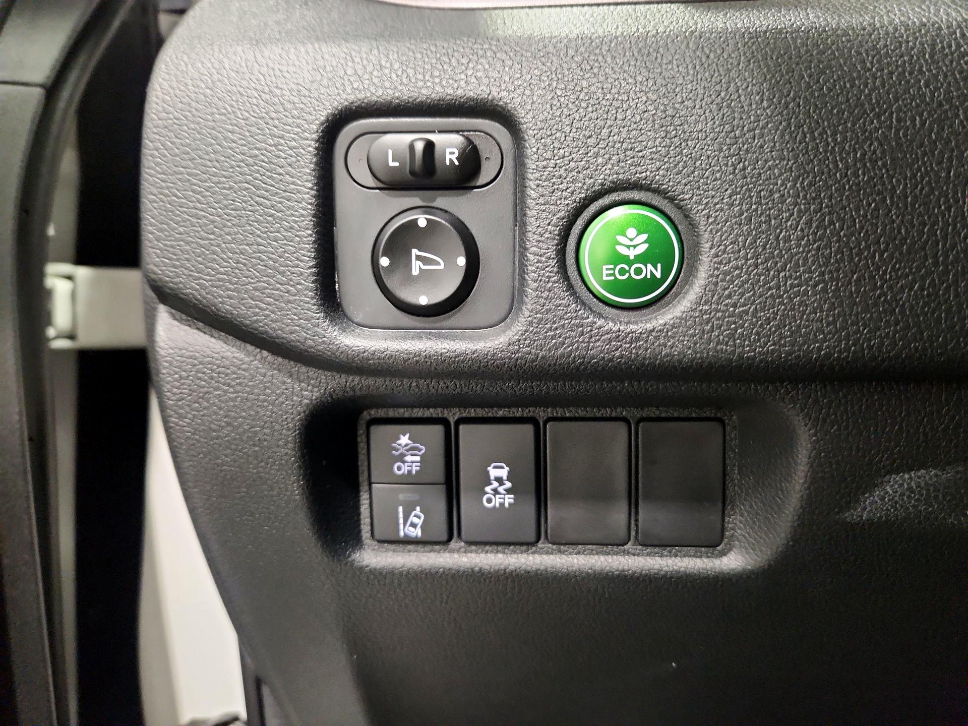 Thumbnail: 2020 Honda Pilot - 13