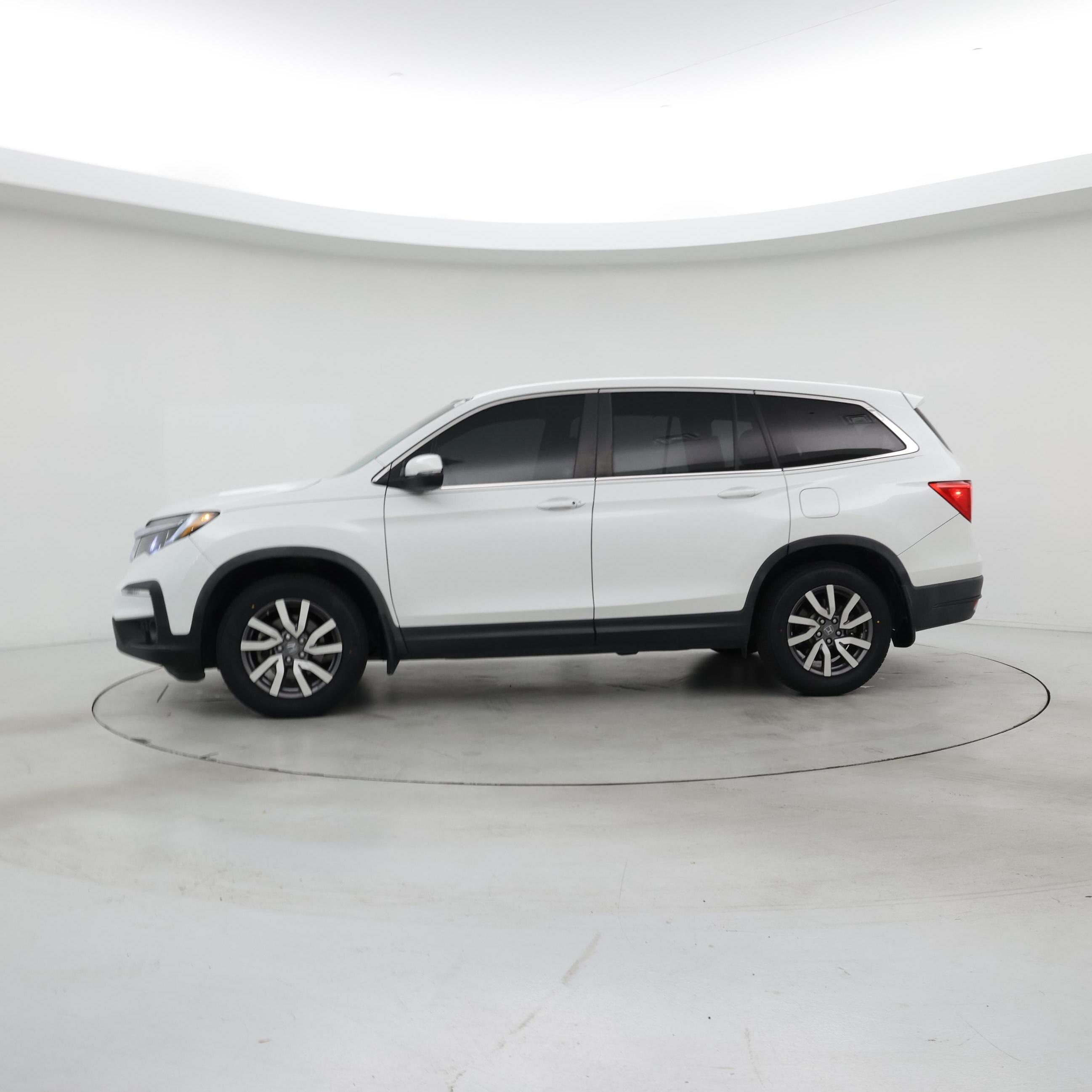 Thumbnail: 2020 Honda Pilot - 3