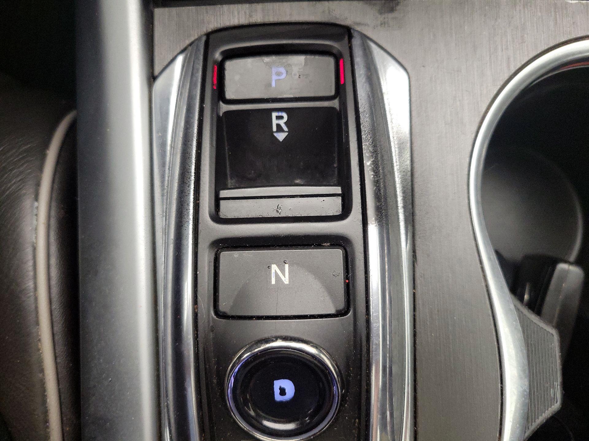 Thumbnail: 2018 Acura TLX - 18