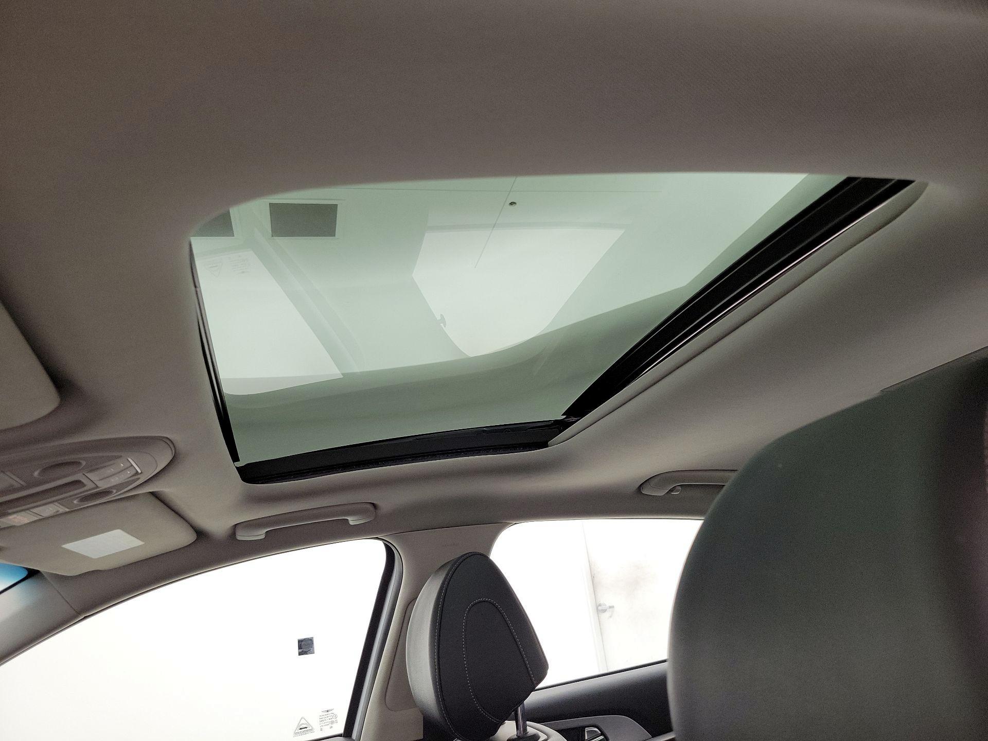 Thumbnail: 2019 Genesis G70 - 20