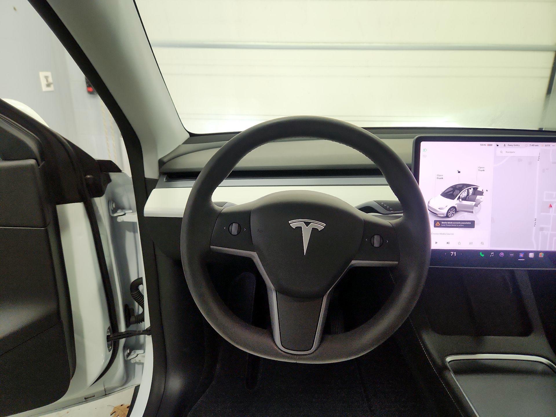 Thumbnail: 2022 Tesla Model Y - 10