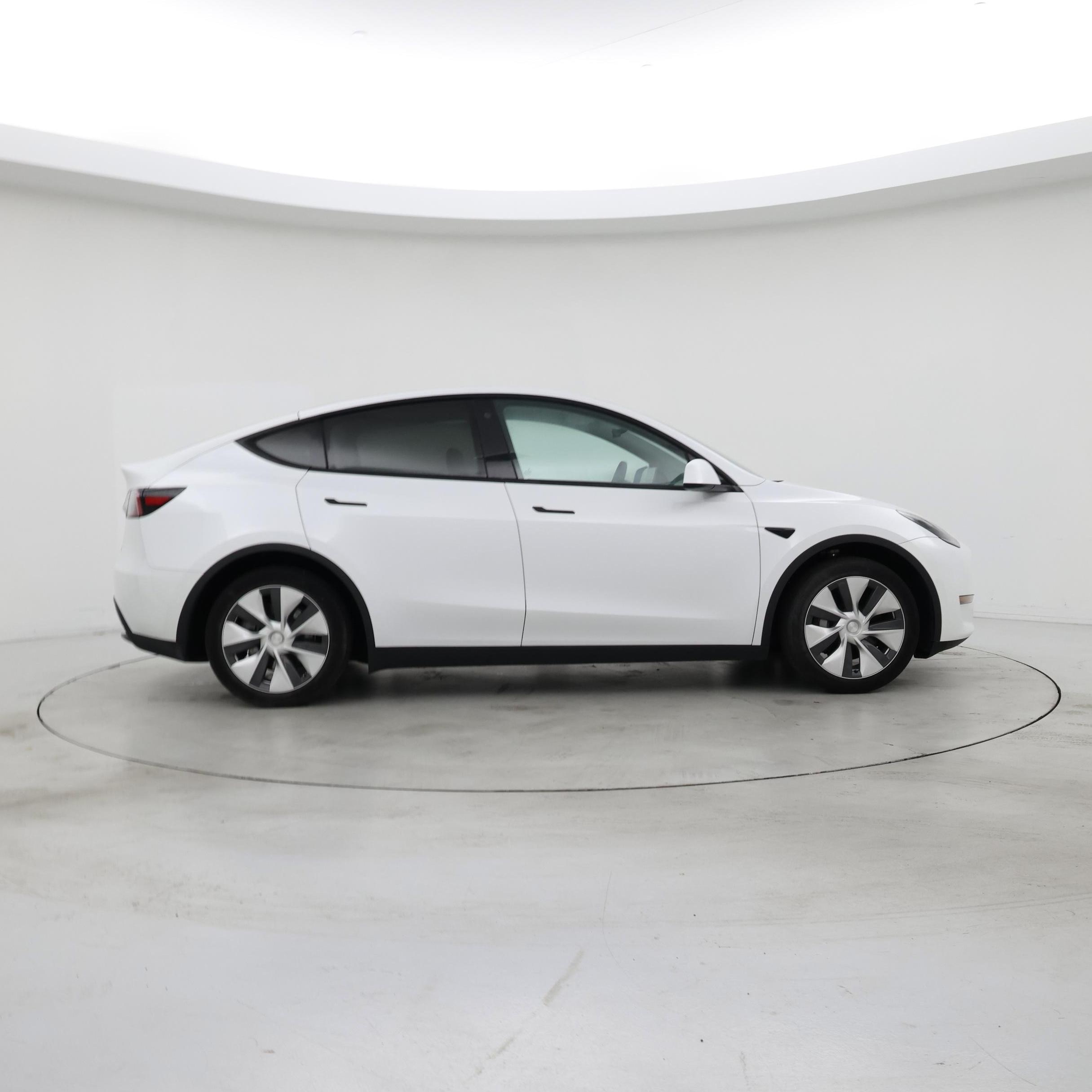 Thumbnail: 2022 Tesla Model Y - 7