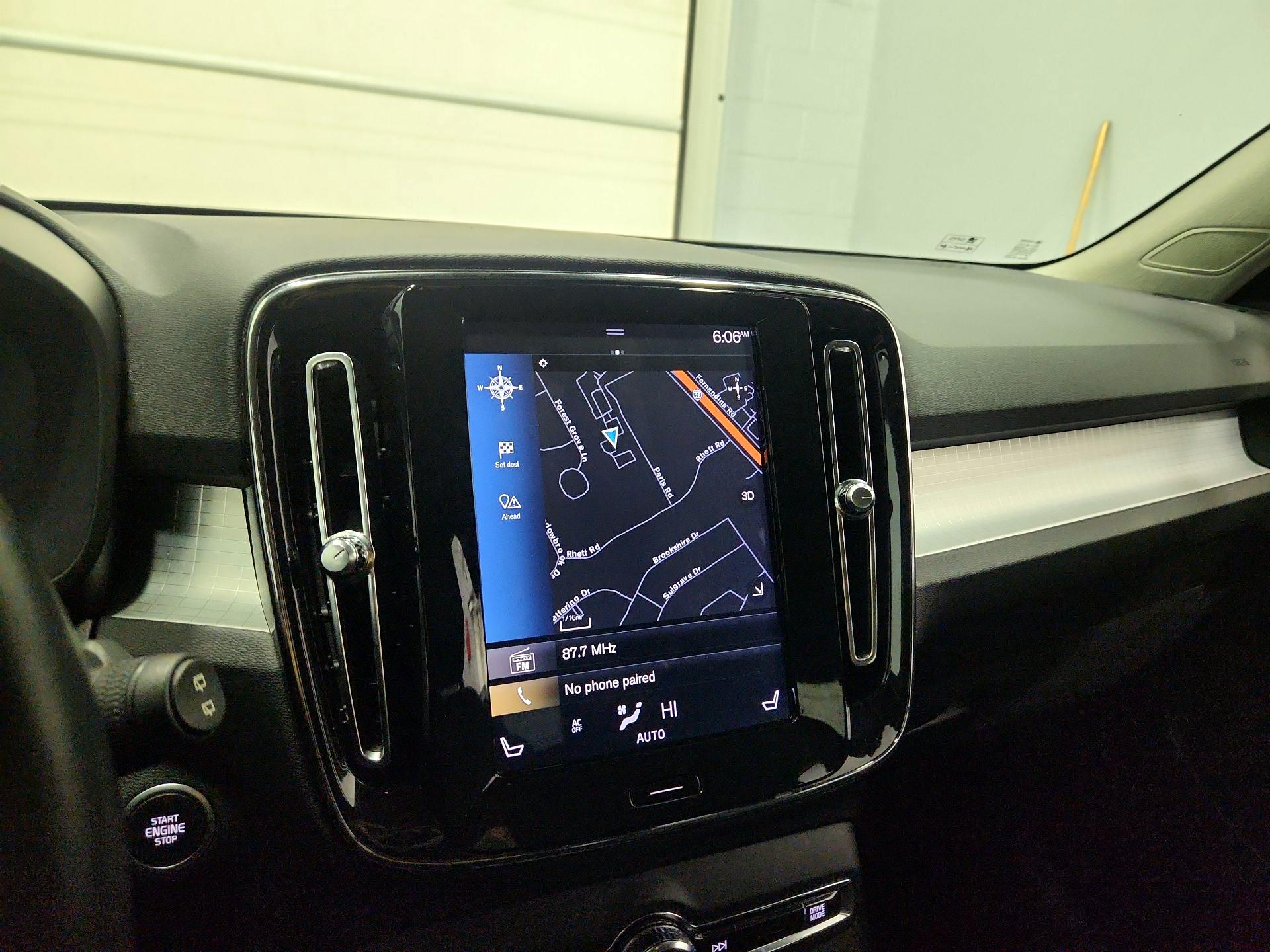 Thumbnail: 2019 Volvo XC40 - 14