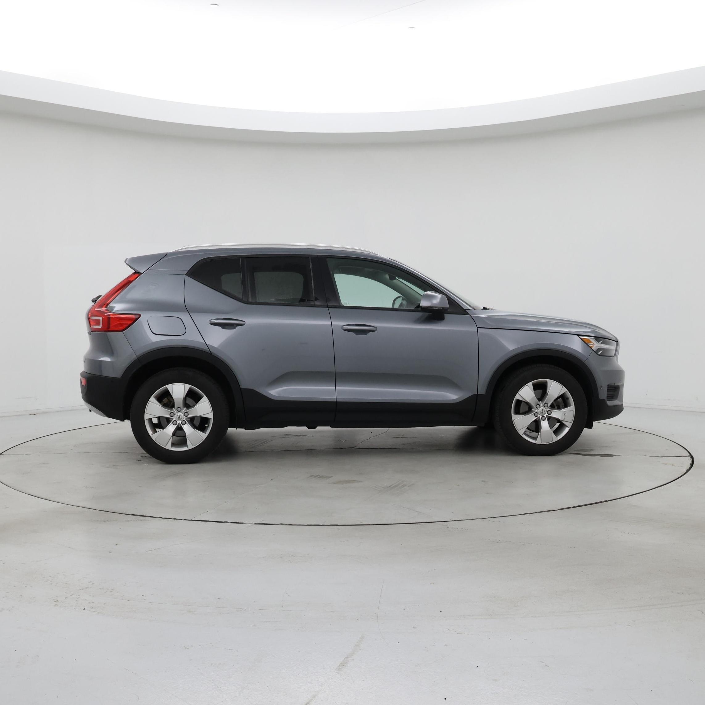 Thumbnail: 2019 Volvo XC40 - 7