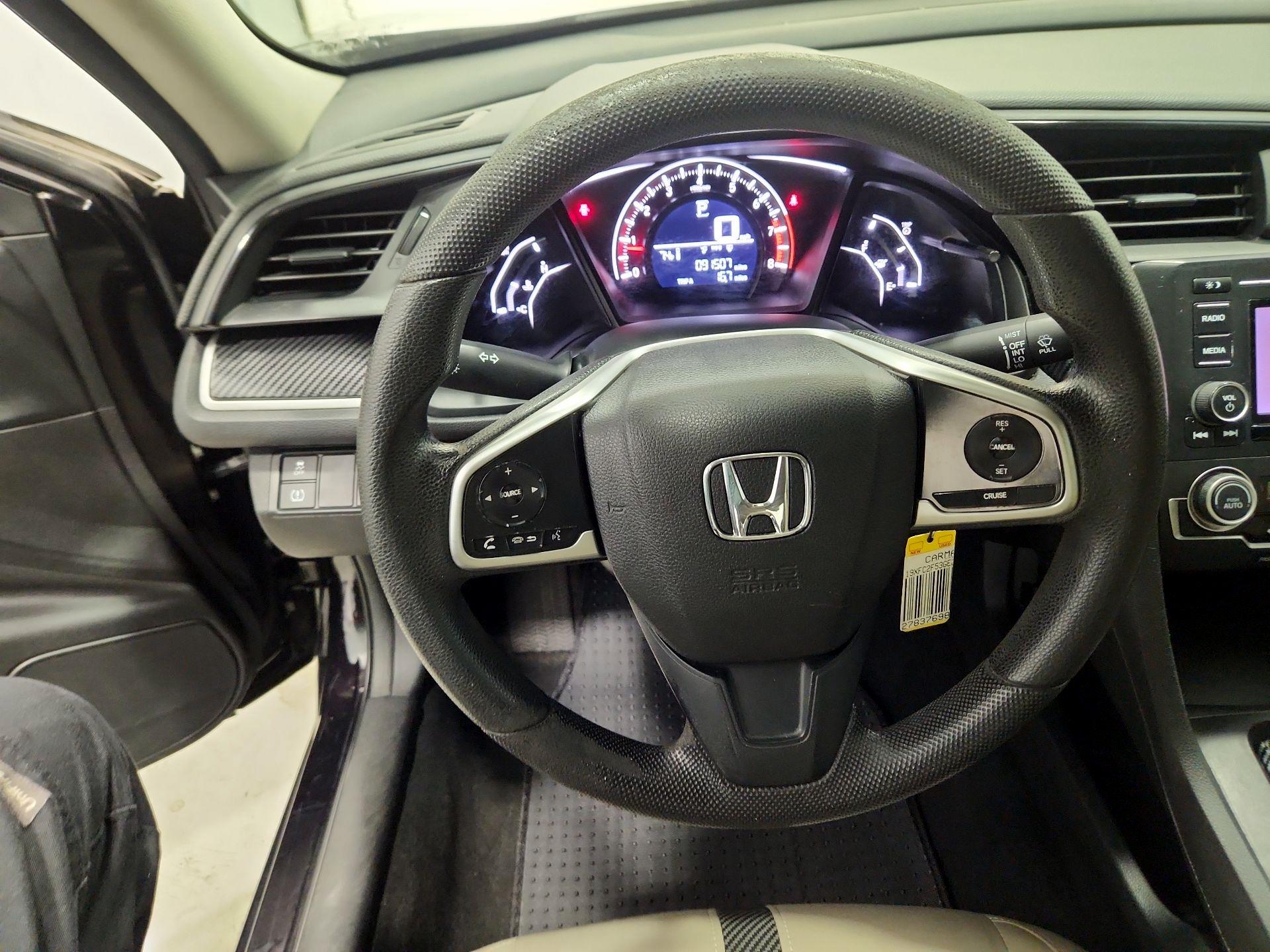 Thumbnail: 2016 Honda Civic - 10