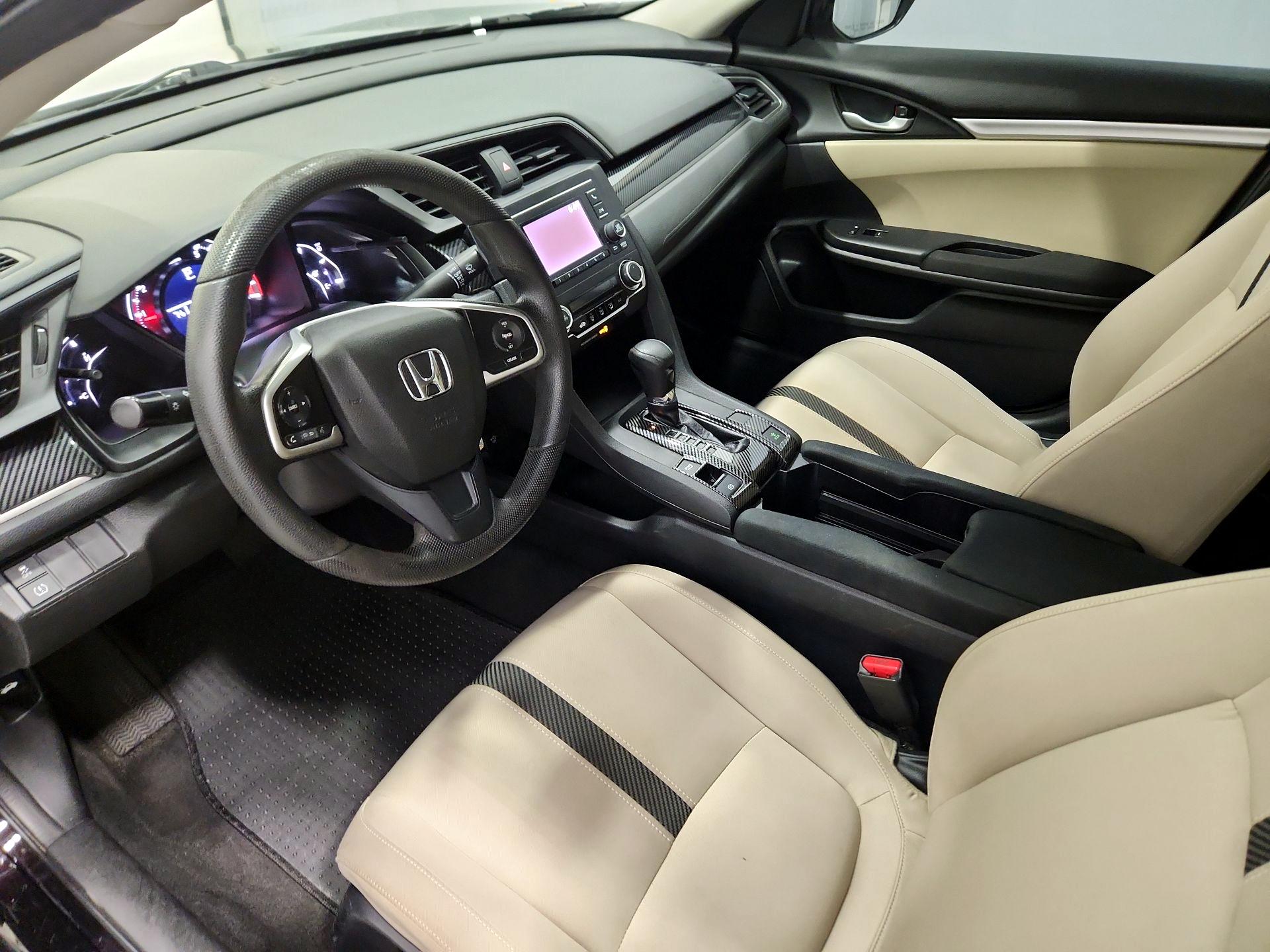 Thumbnail: 2016 Honda Civic - 11