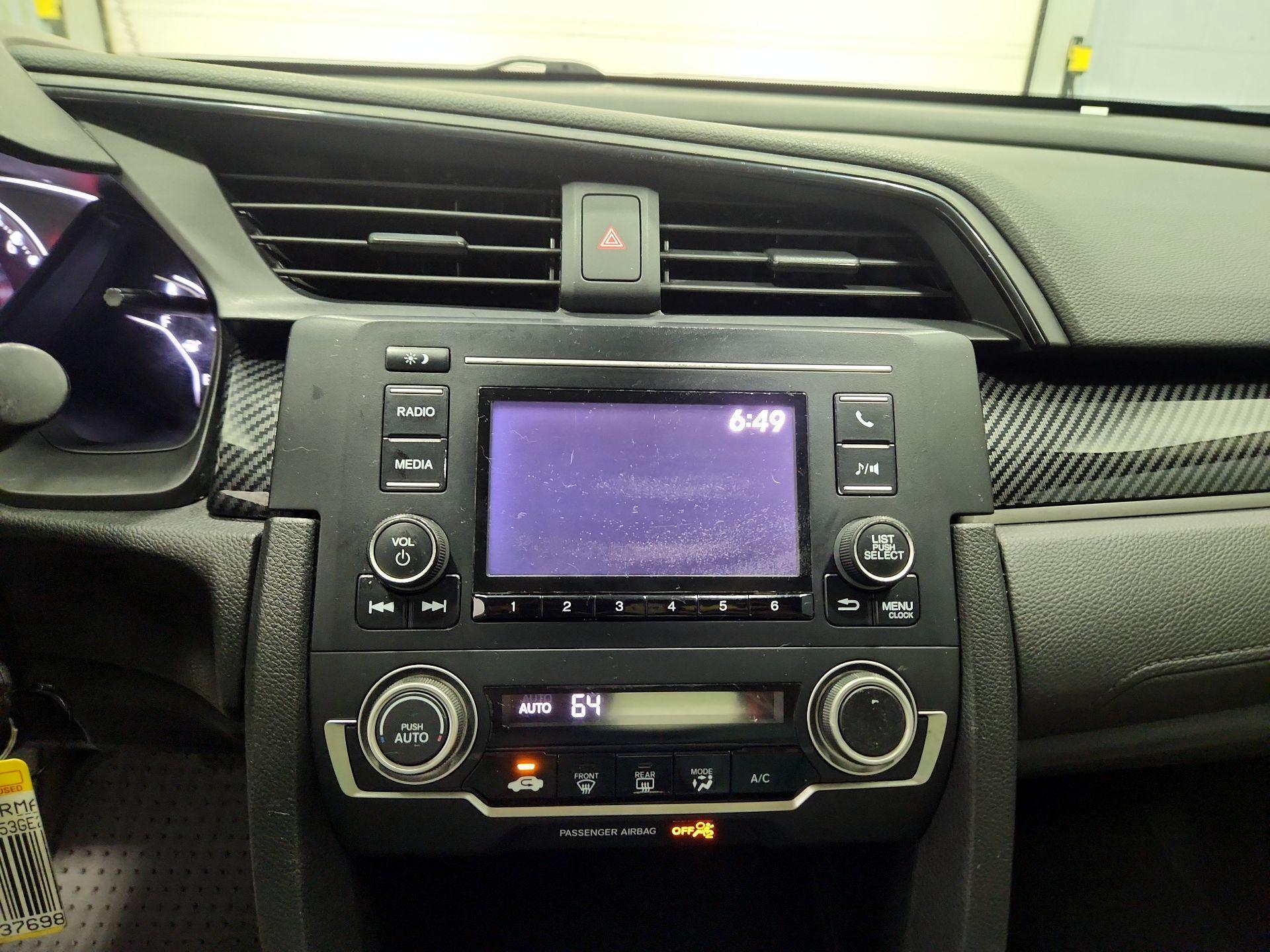 Thumbnail: 2016 Honda Civic - 15