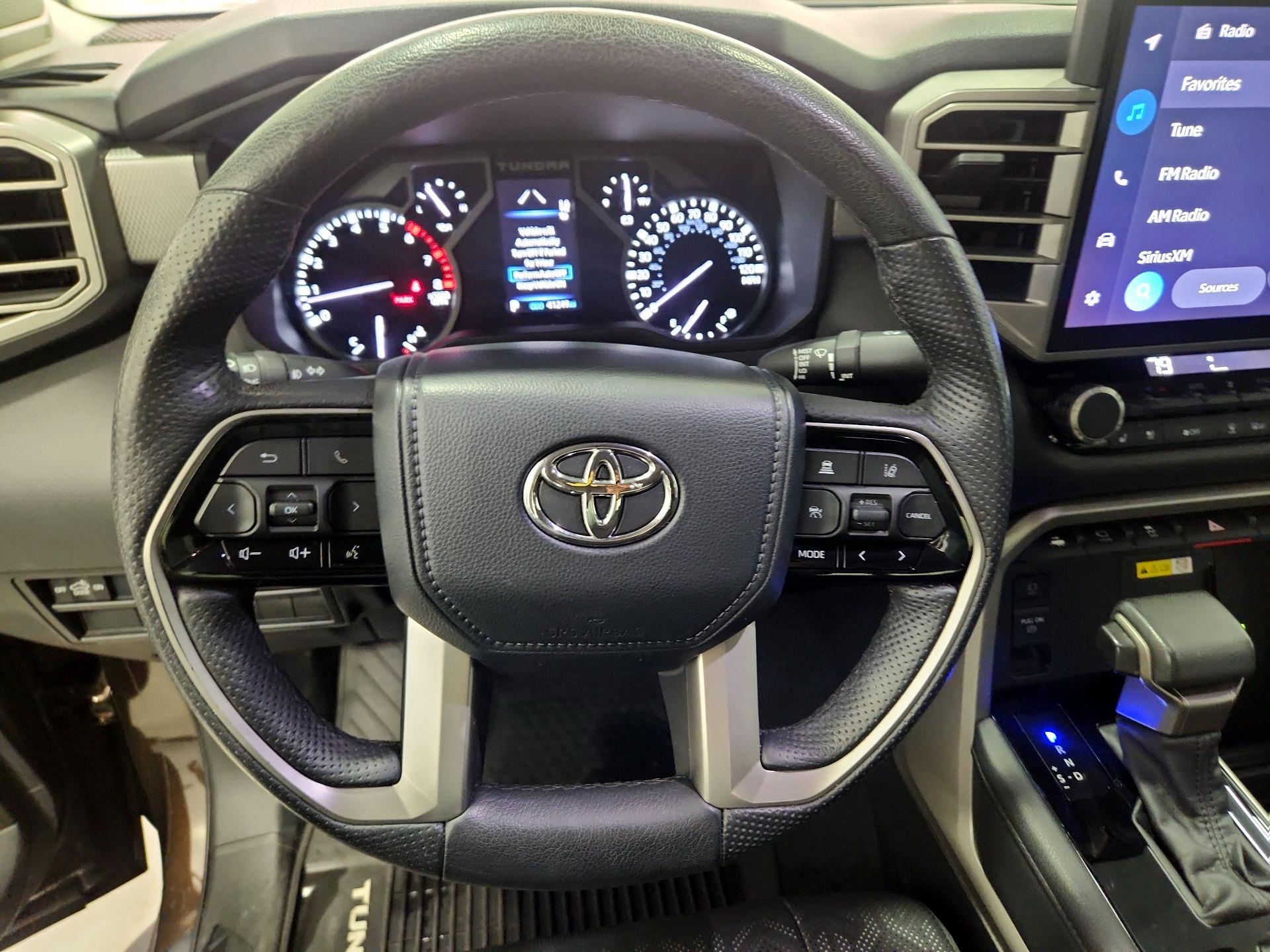 Thumbnail: 2022 Toyota Tundra - 10