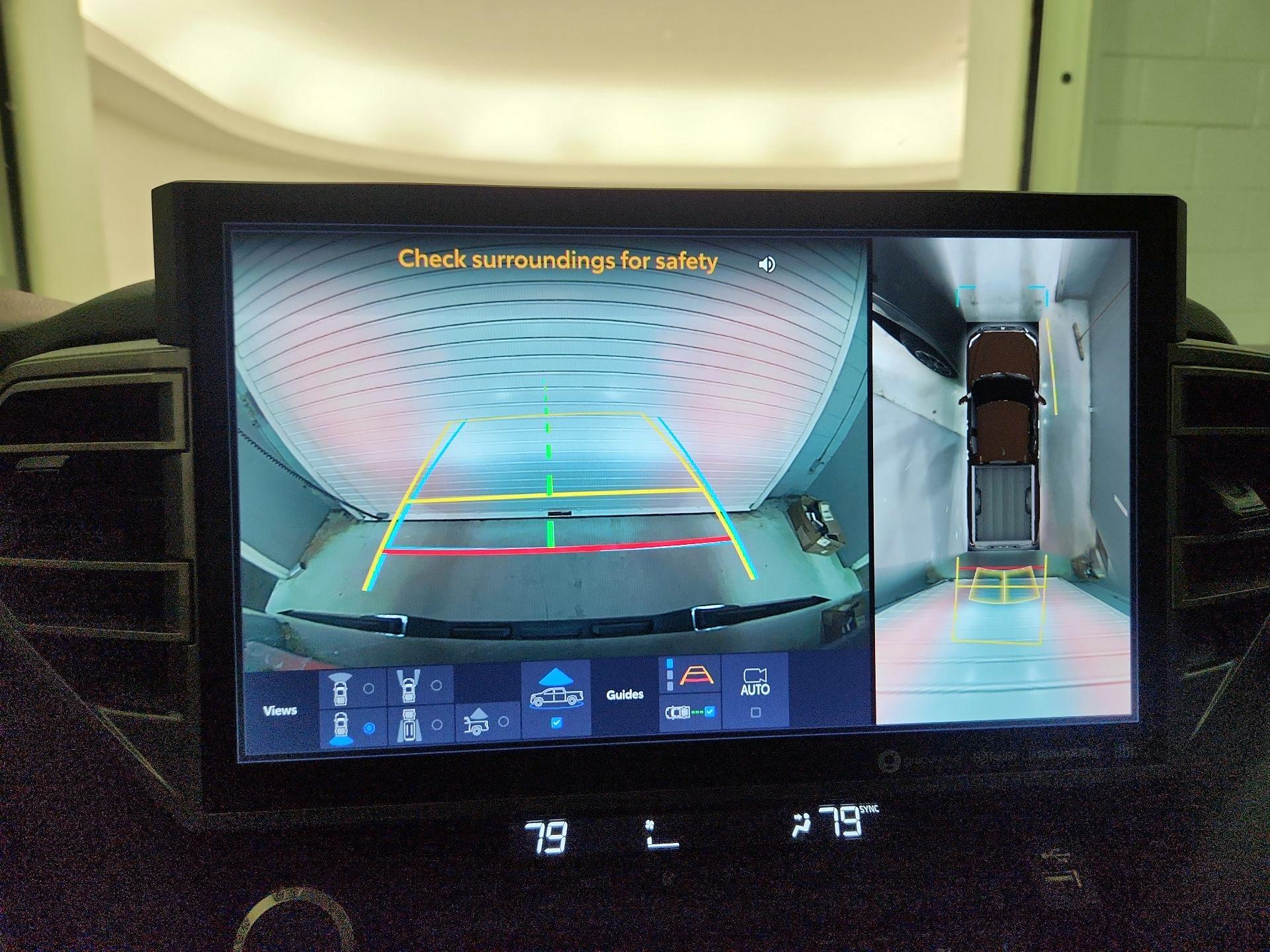 Thumbnail: 2022 Toyota Tundra - 14