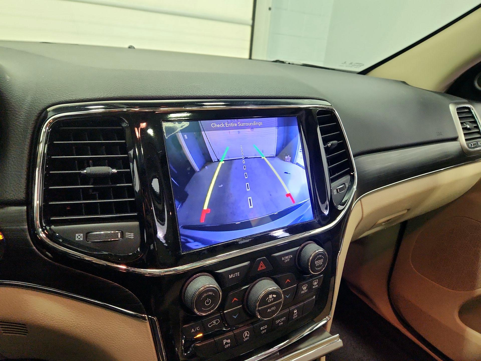 Thumbnail: 2019 Jeep Grand Cherokee - 15