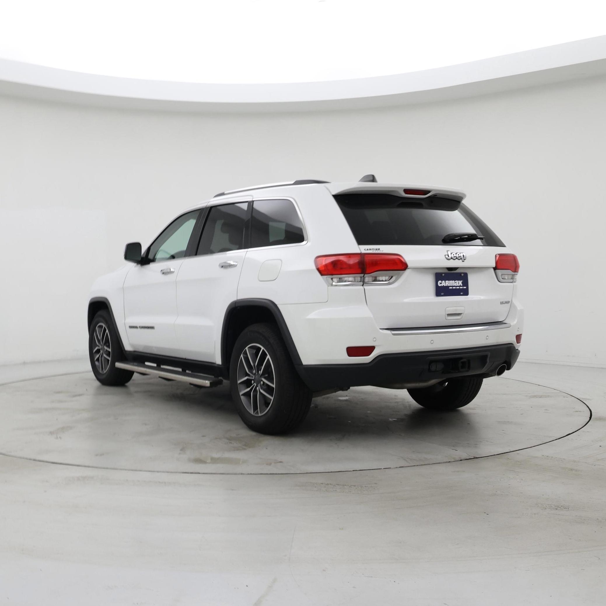 Thumbnail: 2019 Jeep Grand Cherokee - 2