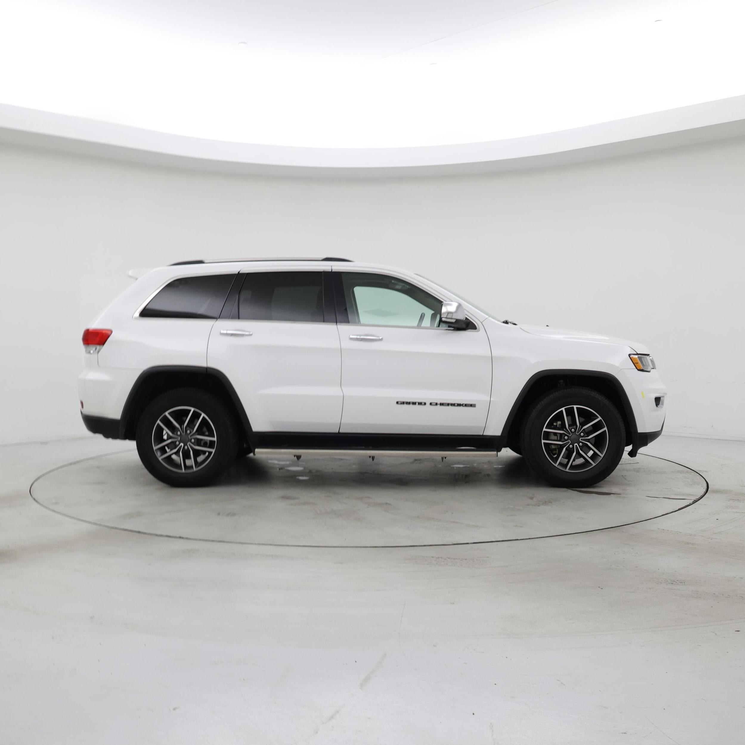 Thumbnail: 2019 Jeep Grand Cherokee - 7